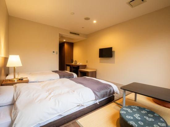 Japanese-Western Style Room East Building - Non-Smoking