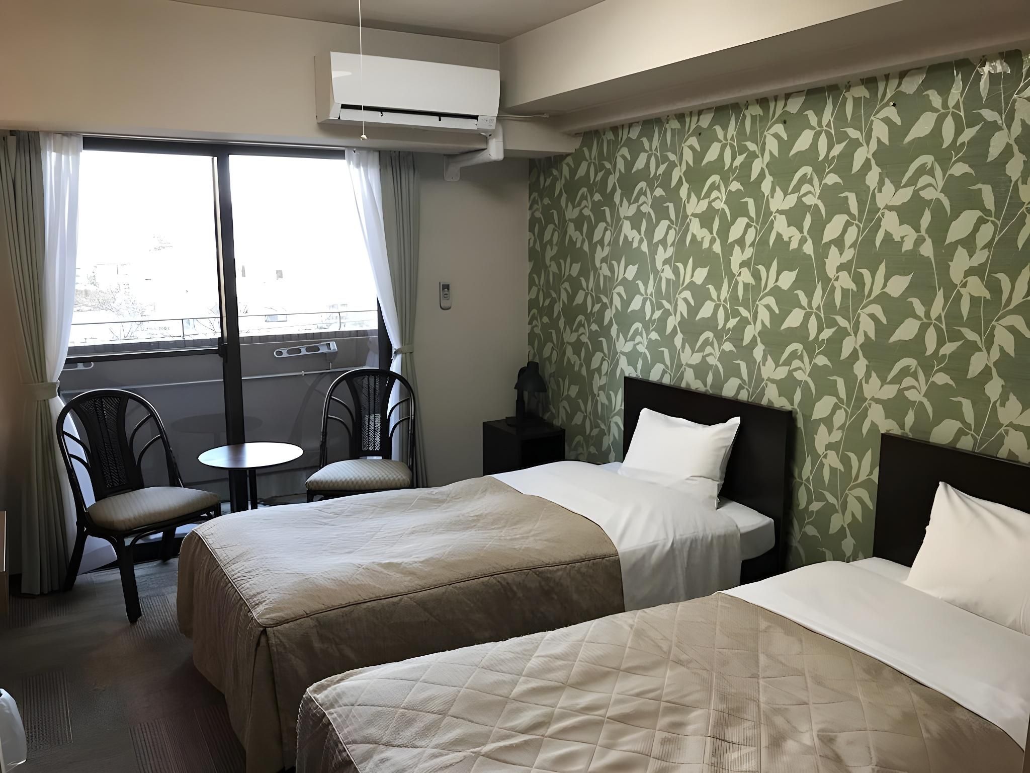 Twin Room - Non-Smoking