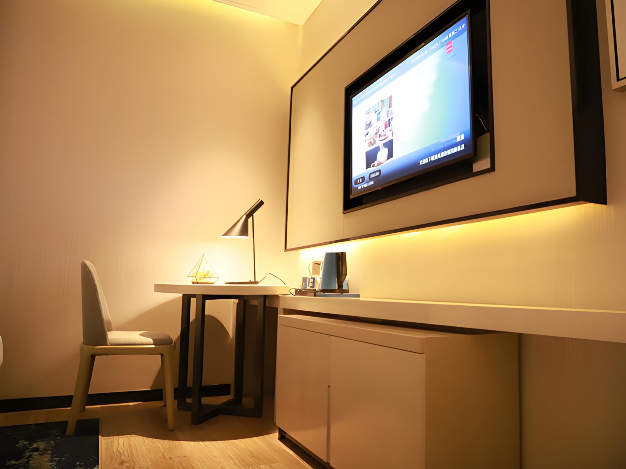 Dossen - Speical Offer Bed Room