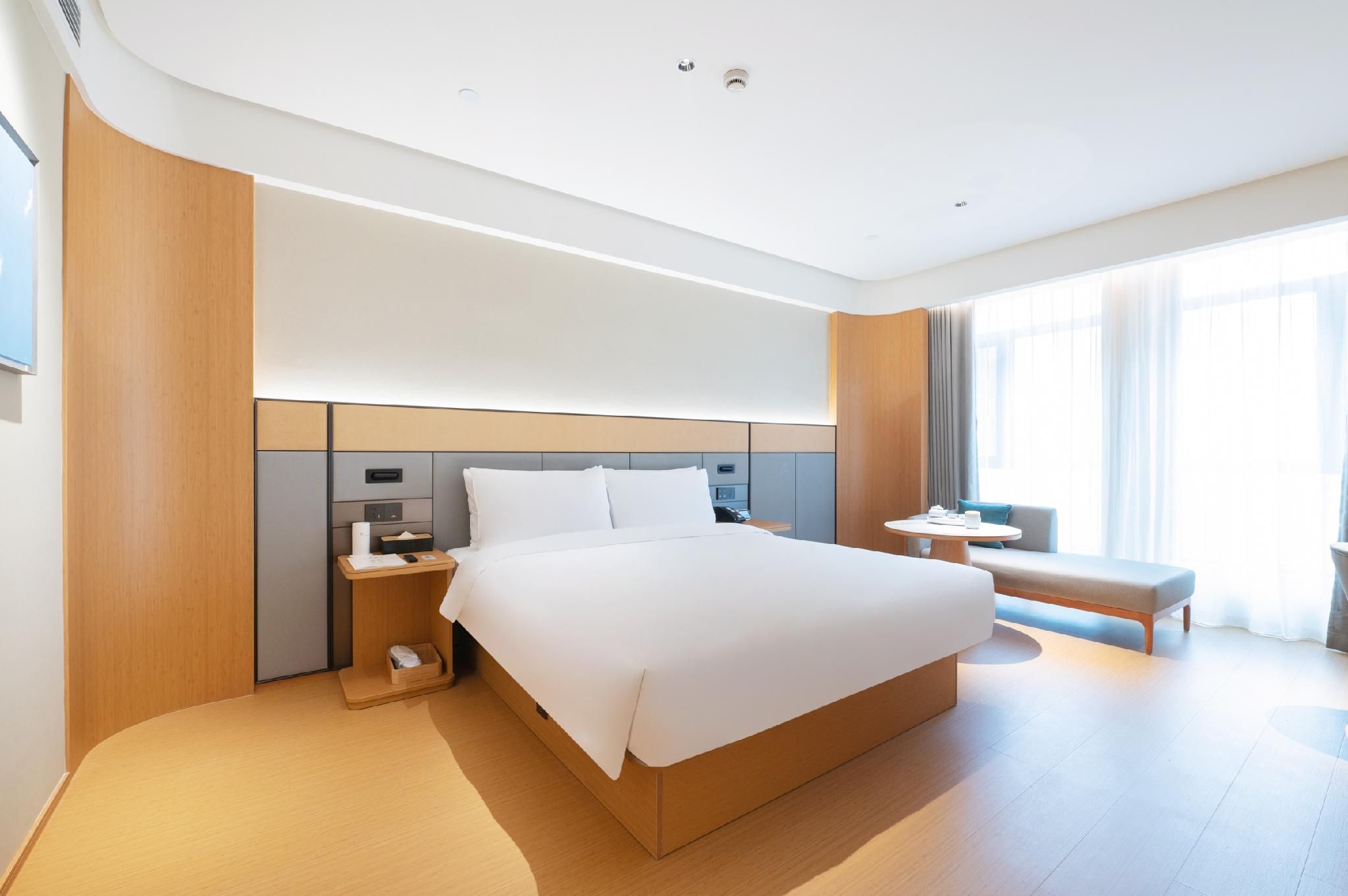 Huazhu - Superior BedRoom