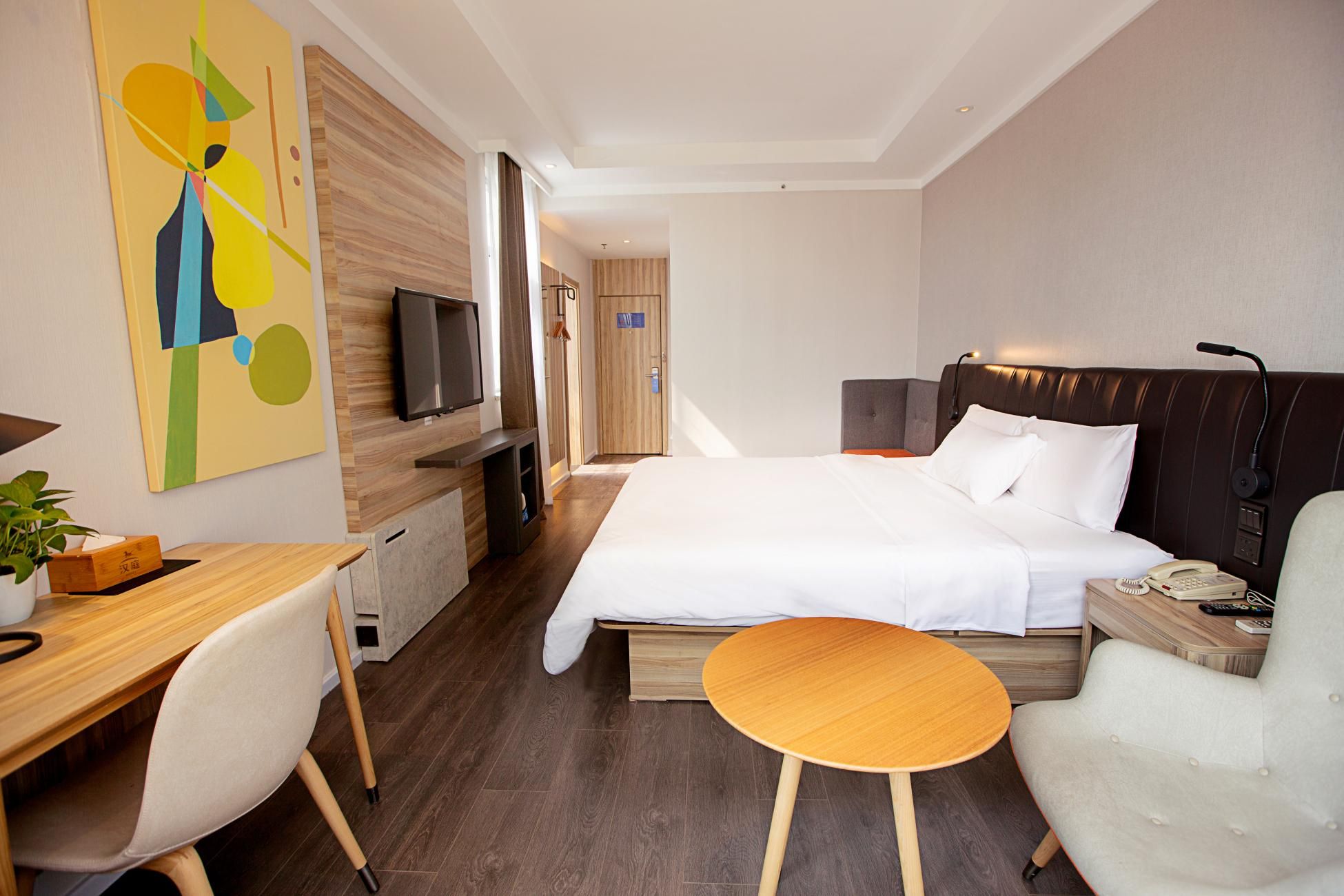 Huazhu - Superior BedRoom