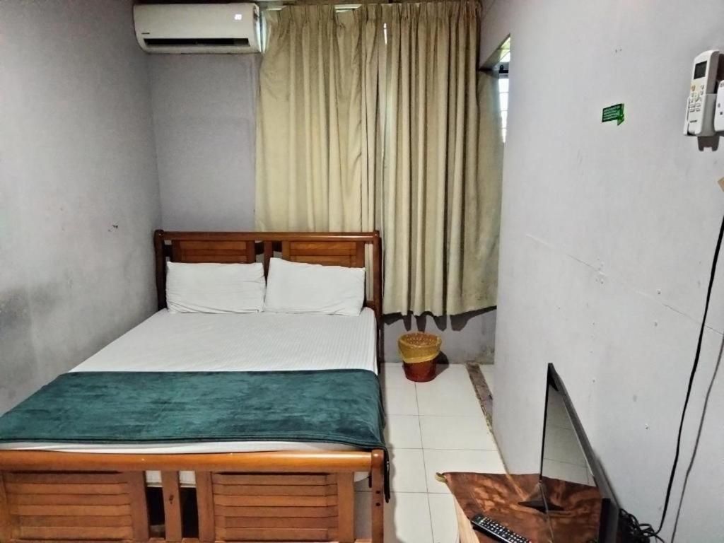 Deluxe Double Room with Shower