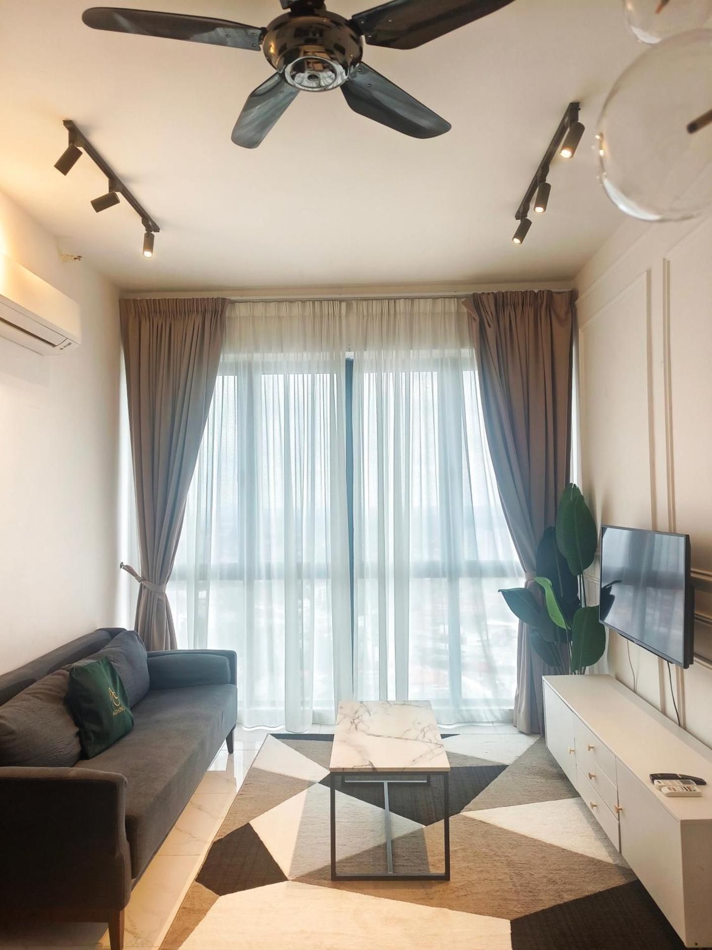 One Bedroom Apartment