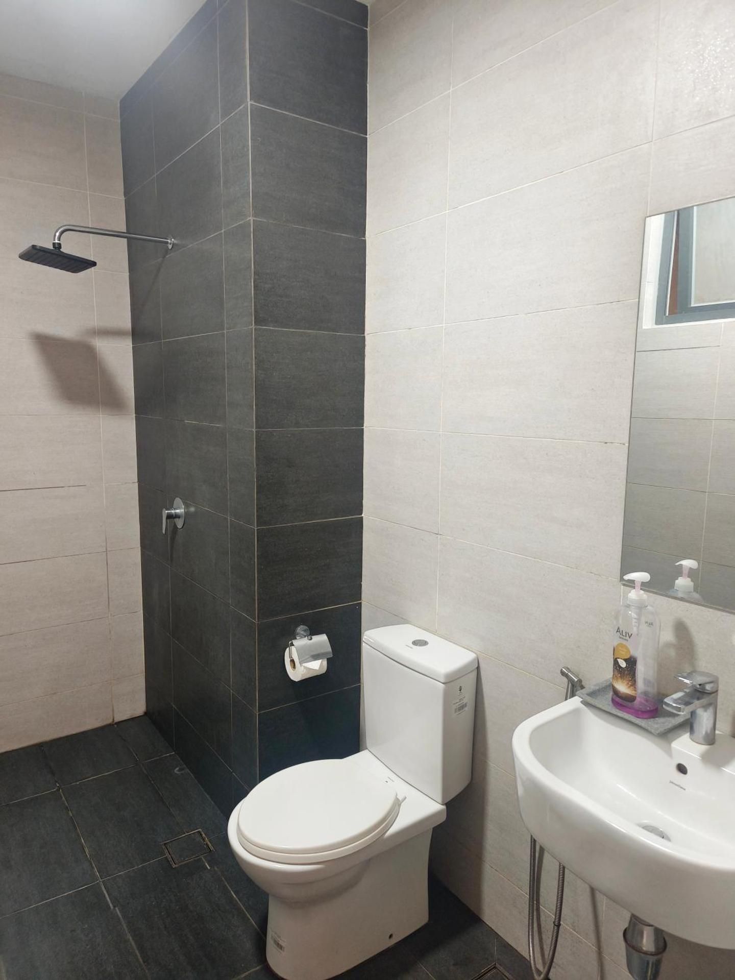 One Bedroom Apartment