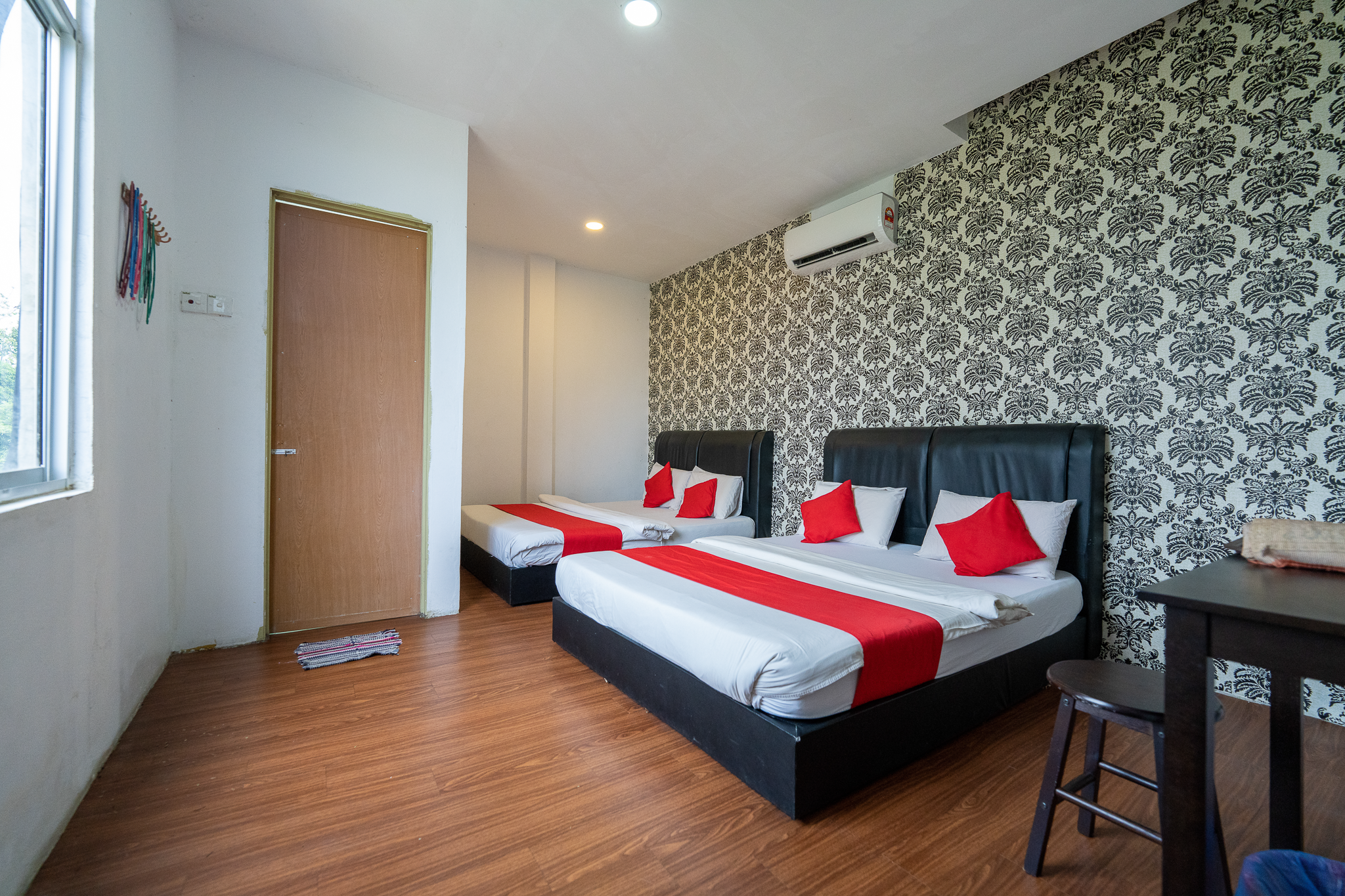 Deluxe Quadruple Room