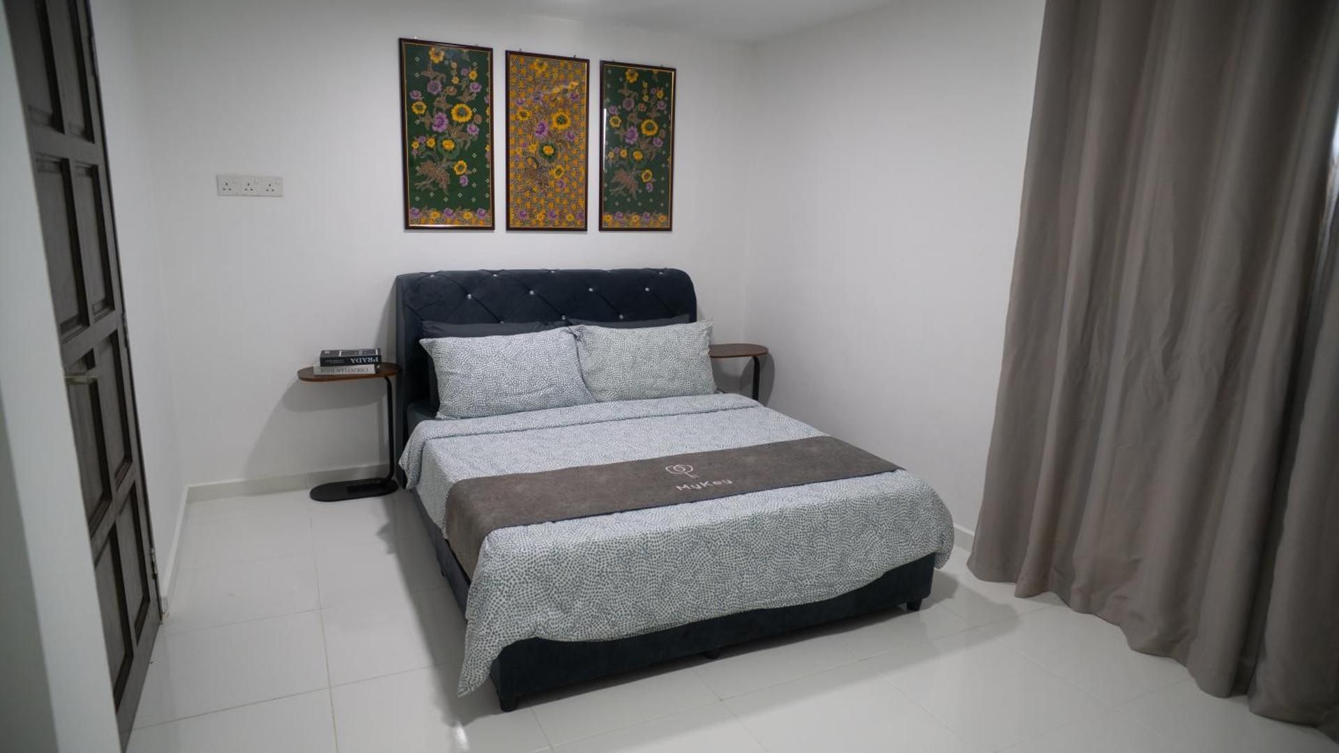 Three-Bedroom Premium Apartment with With Pool Access and Garden