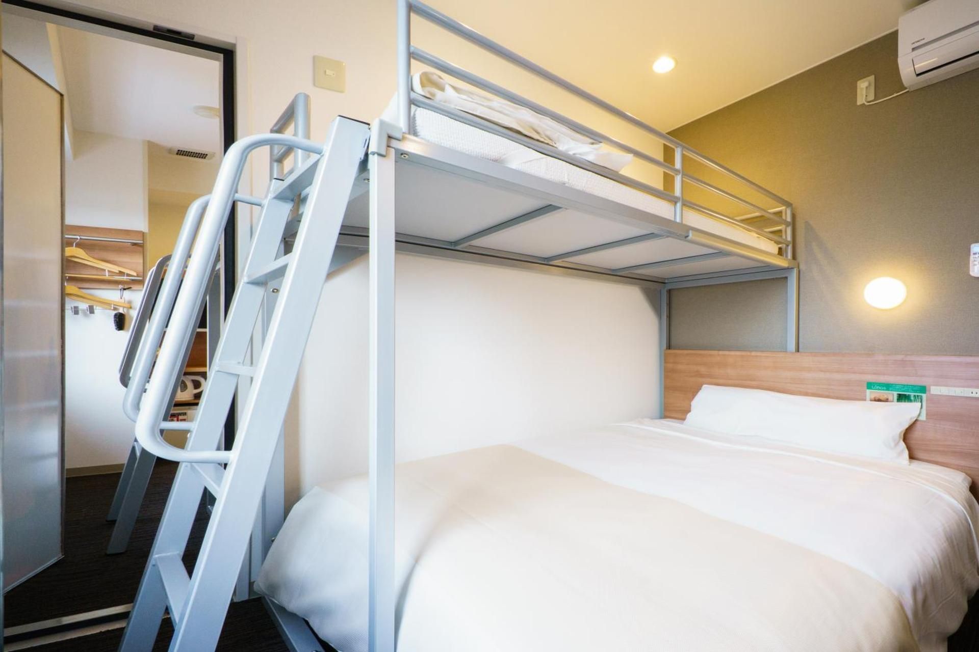 Quadruple Room - Non-Smoking