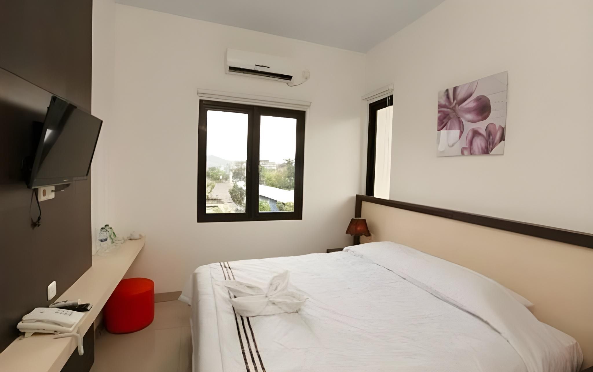 Summer Hotel Bitung Single Standard