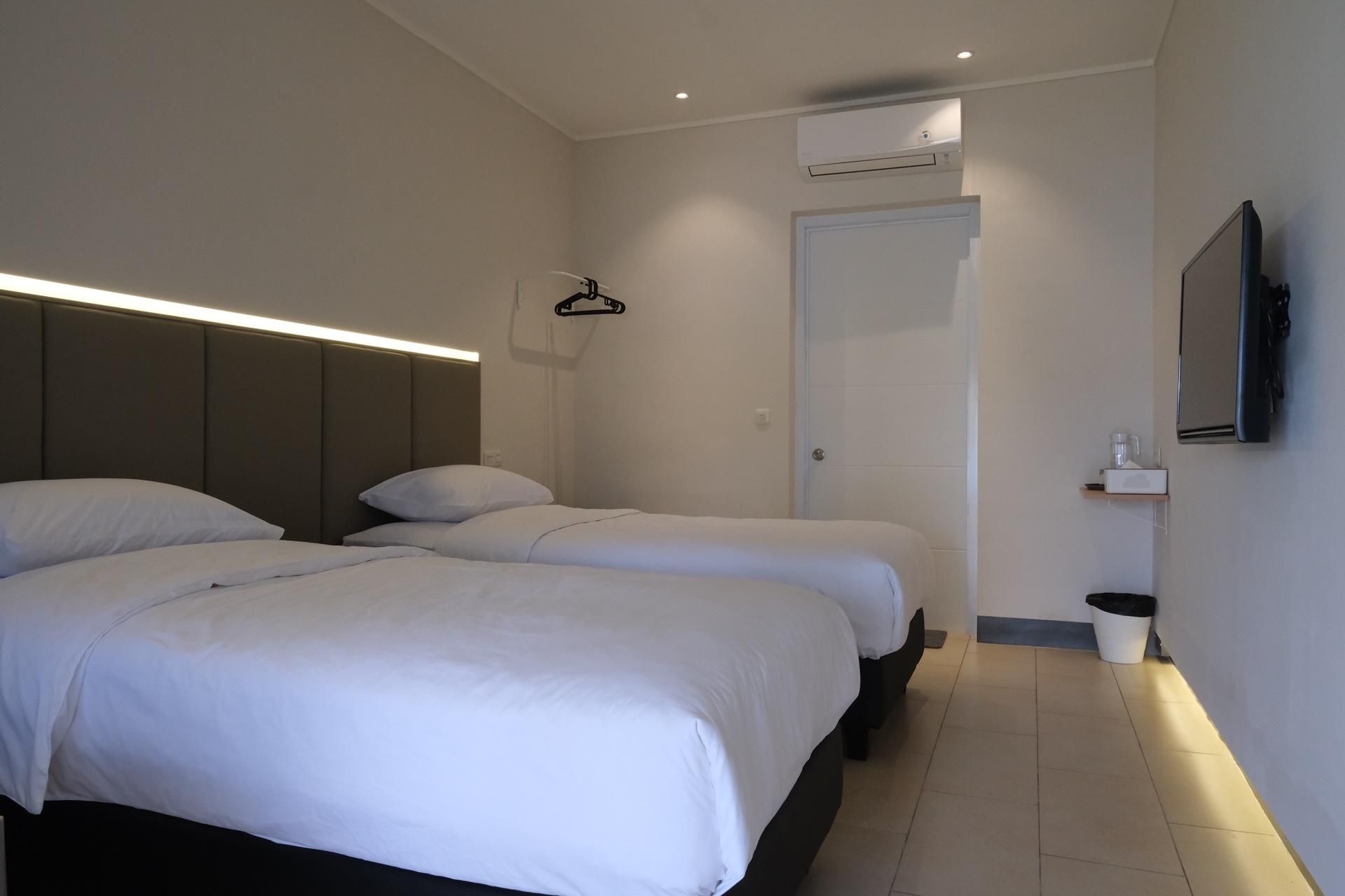 Kaya Kirana Lembeh Double or Twin