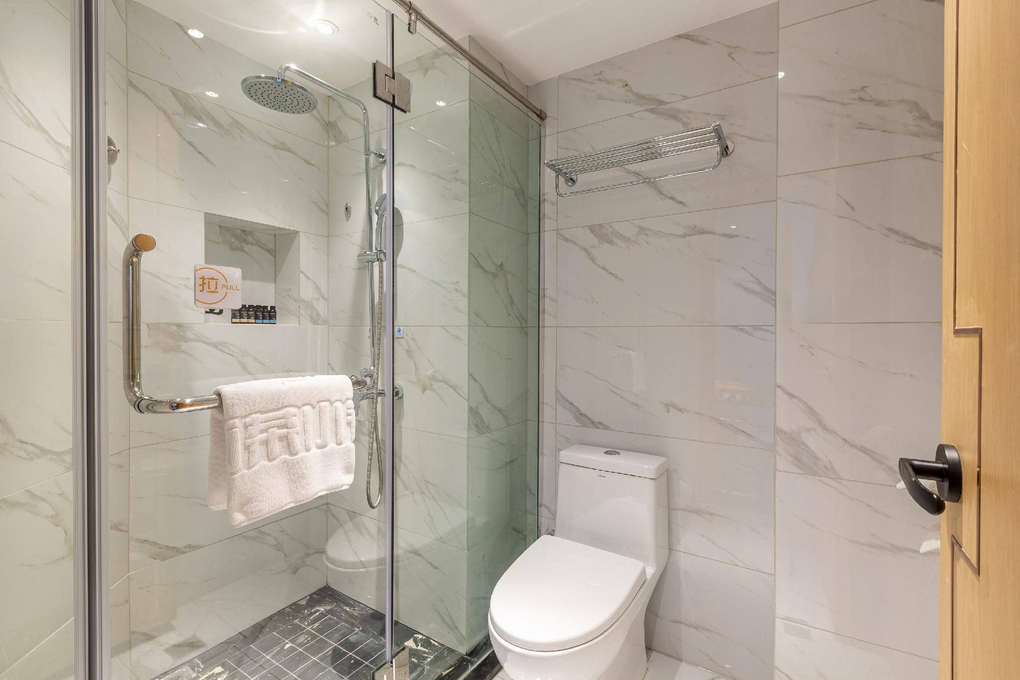 Rezen - Hejia Family 5-bed Duplex Suite