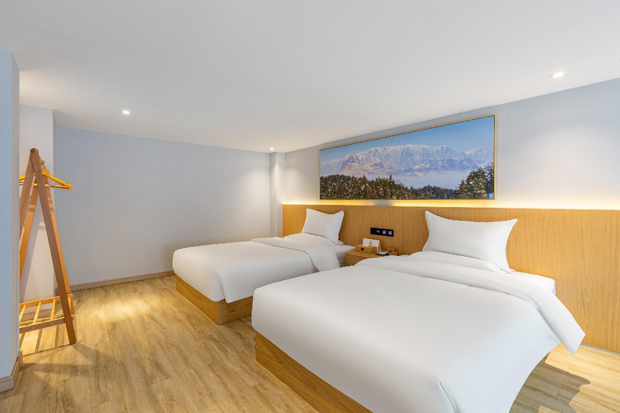 Rezen - Joyful Mahjong Room, Duplex Suite