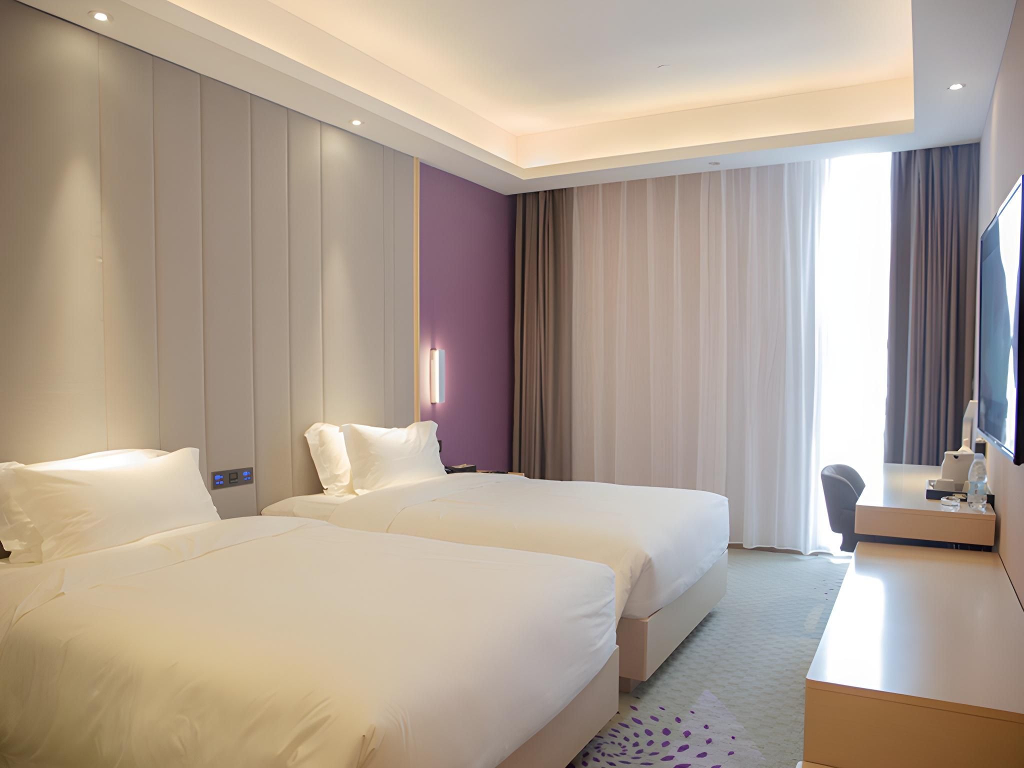 Twin Deluxe Room