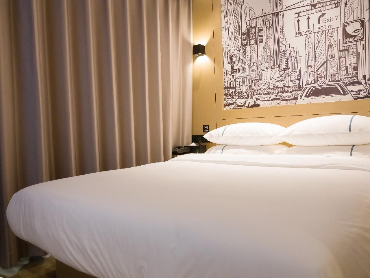 Dossen - Standard Bed Room