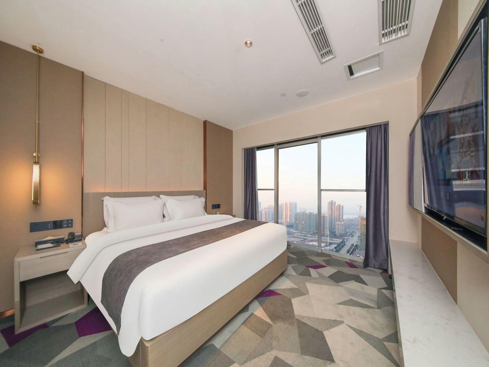 WH - Business Suite Bed Room
