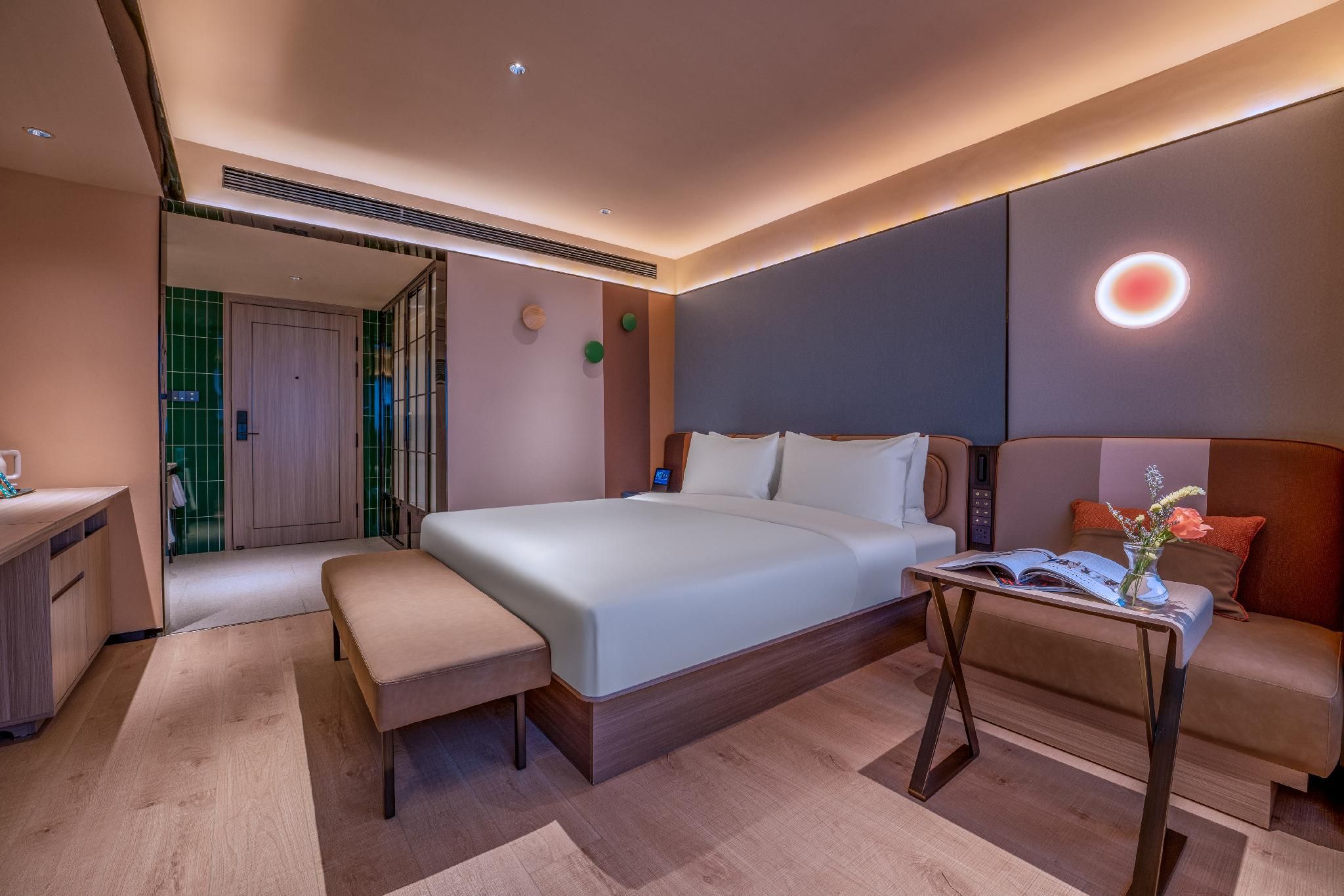 Huazhu - California Sunshine Business 1 Bed Room