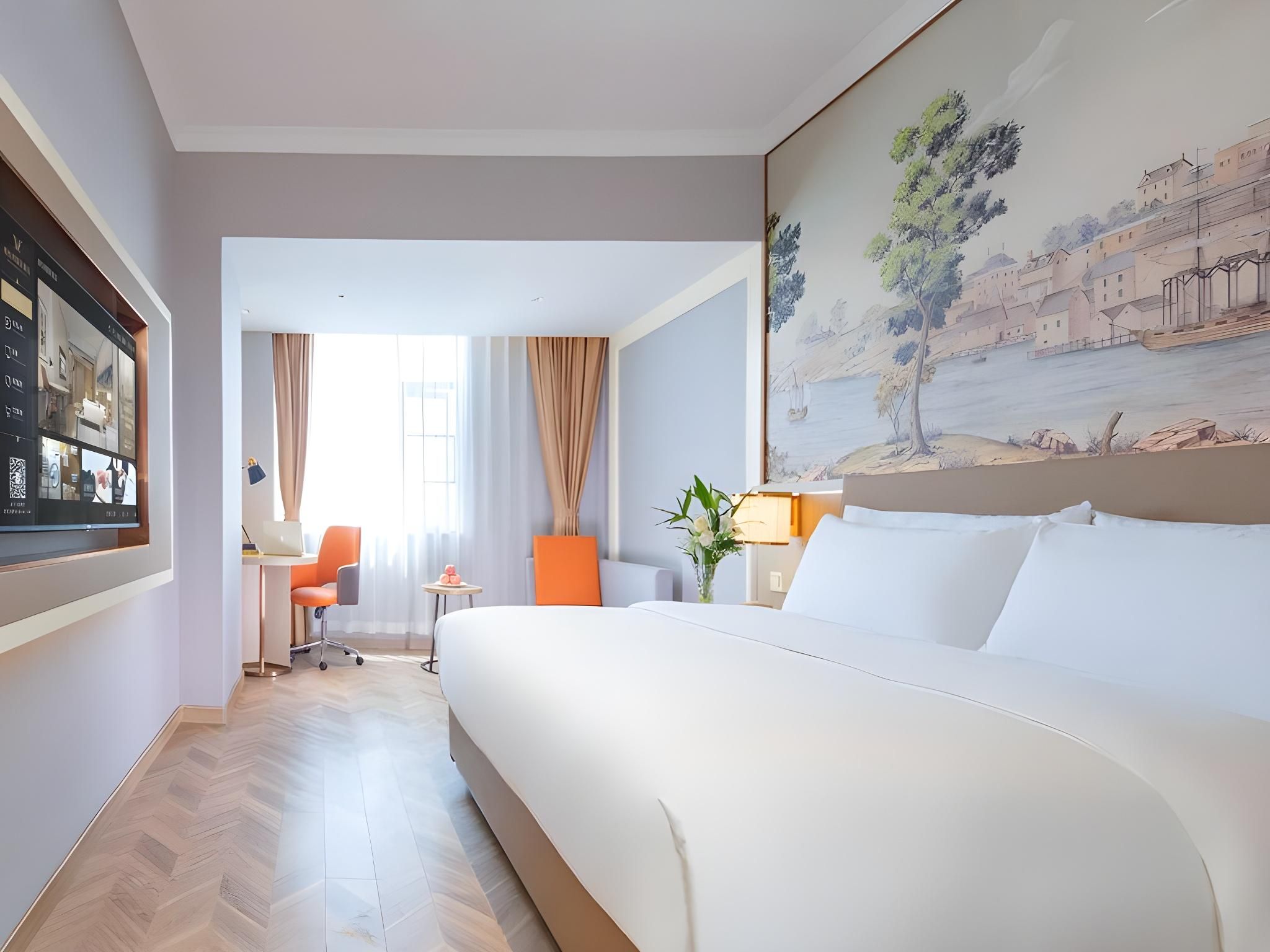 Business King Room