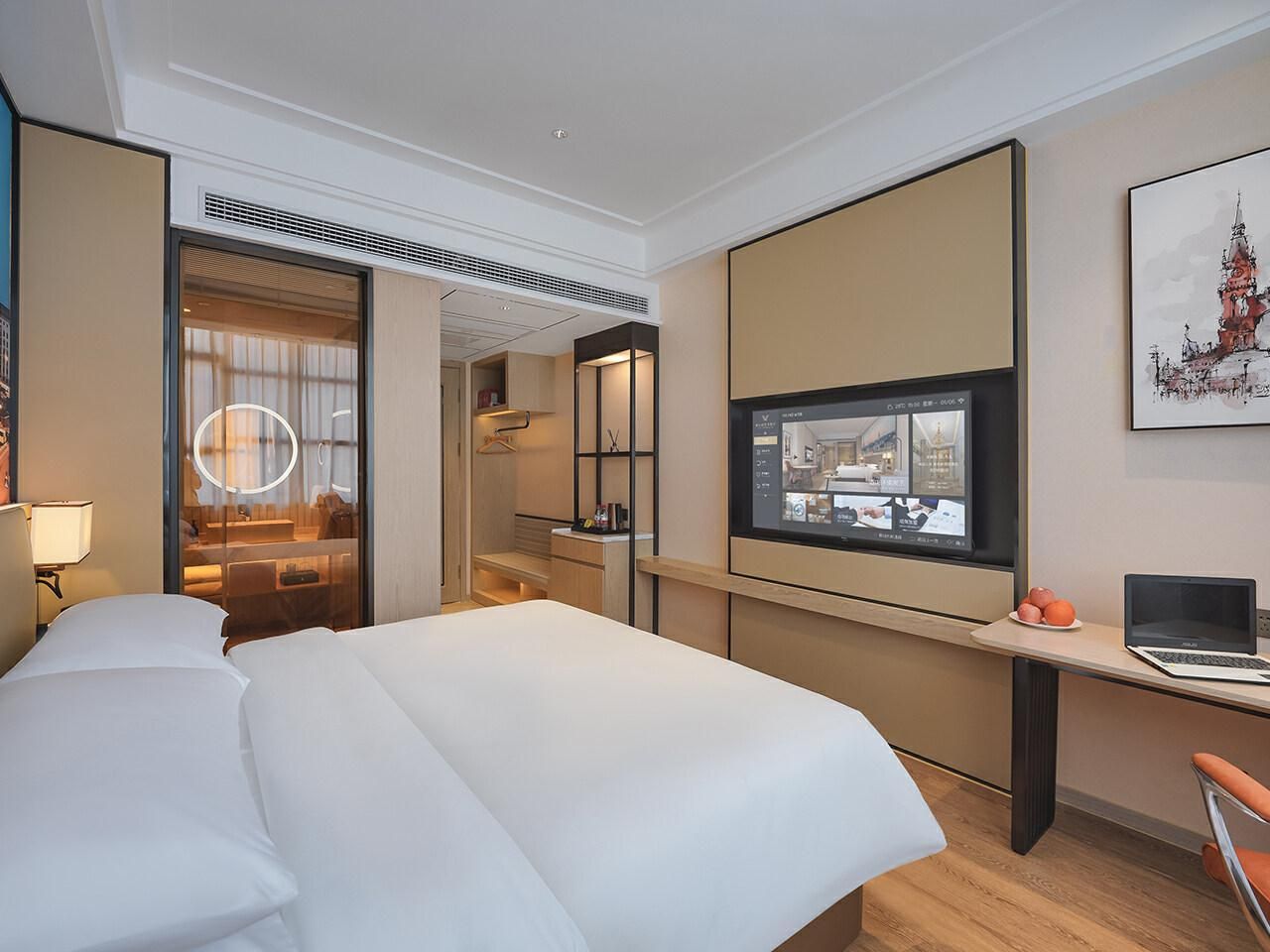 WH - 1 Bed Room, Lake View