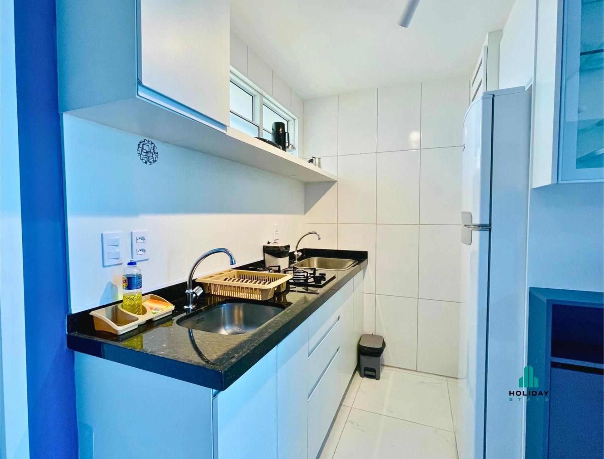 Deluxe One-Bedroom Apartment