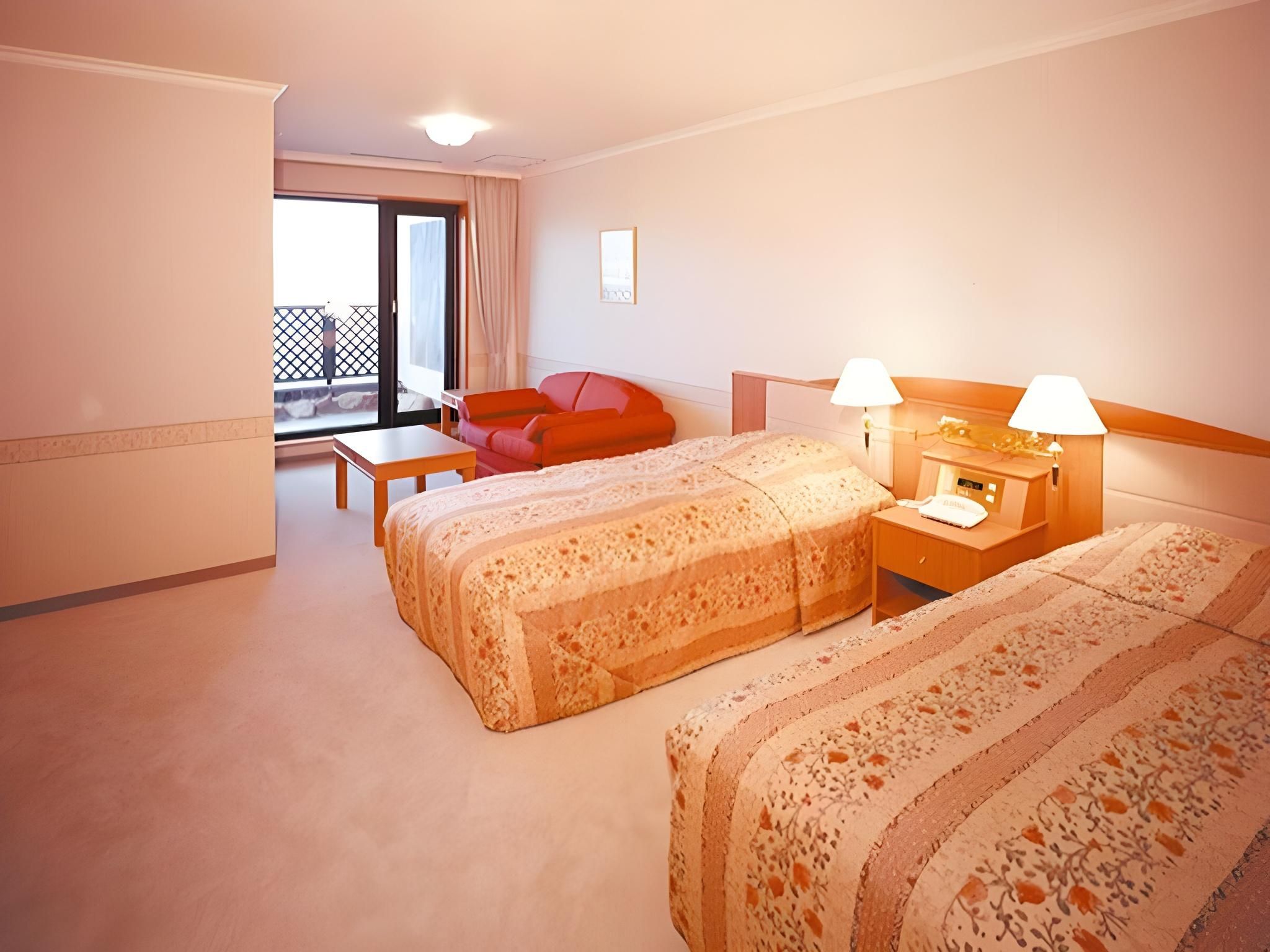Deluxe Twin Room with Open-Air Bath