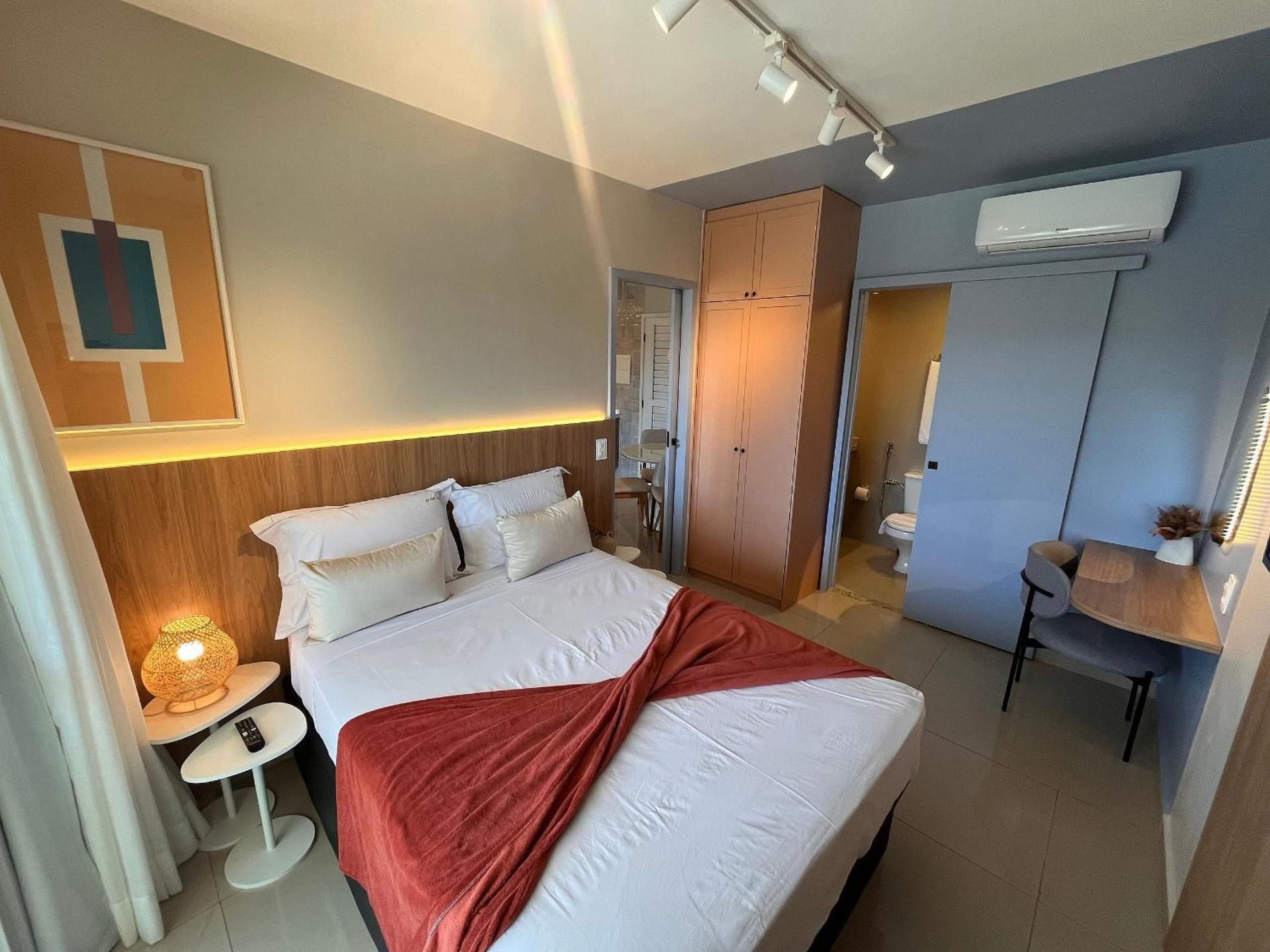 Two-Bedroom Apartment with Balcony and Sea View