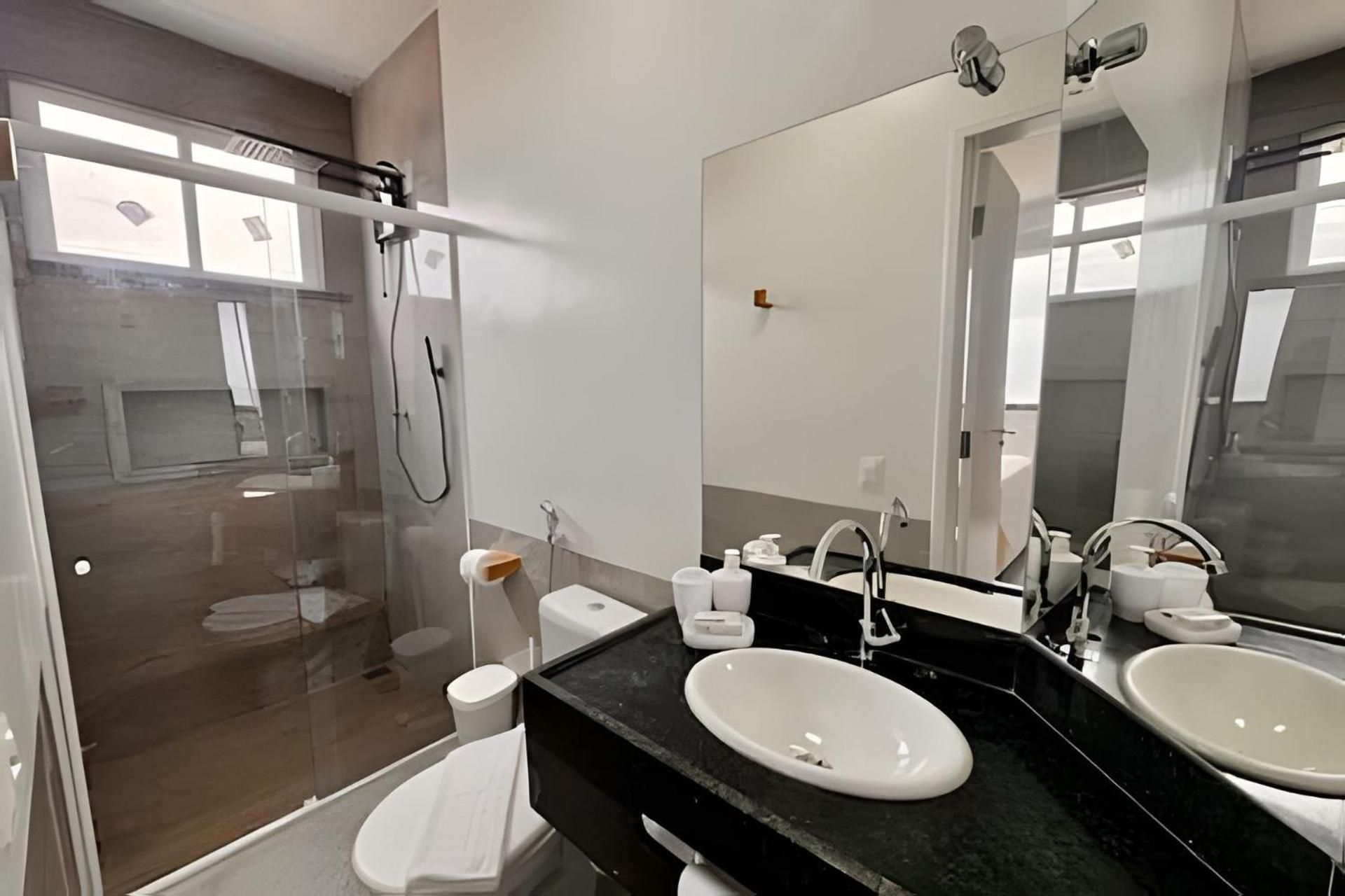Queen Suite with Sea View