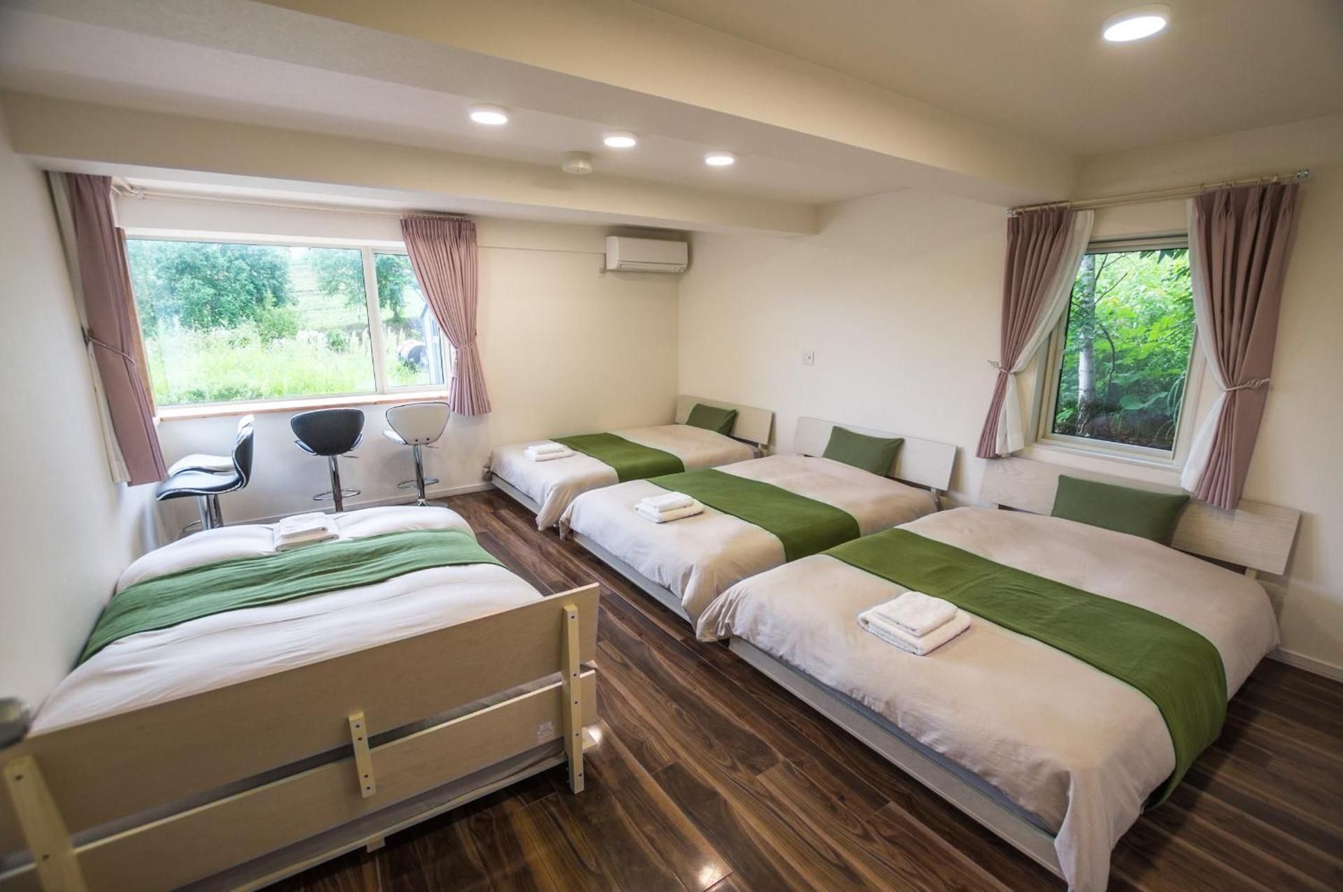 Deluxe Cottage - Non-Smoking
