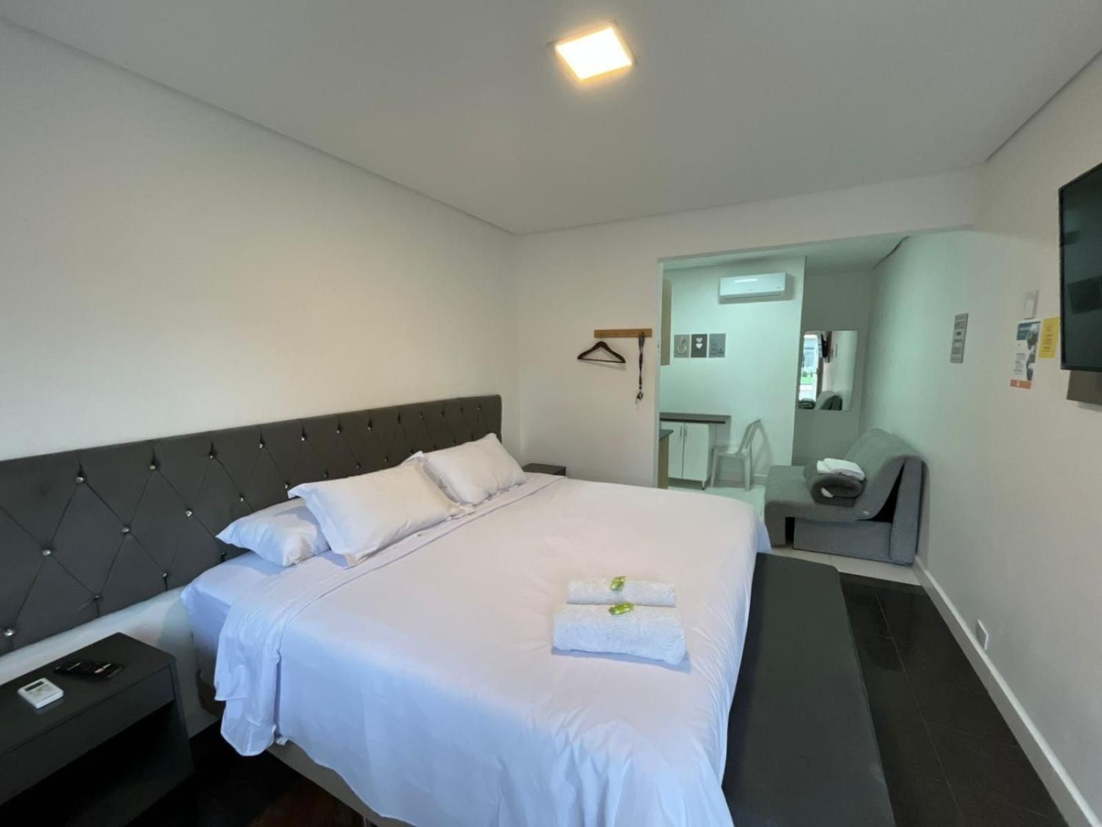 One-Bedroom Standard Apartment