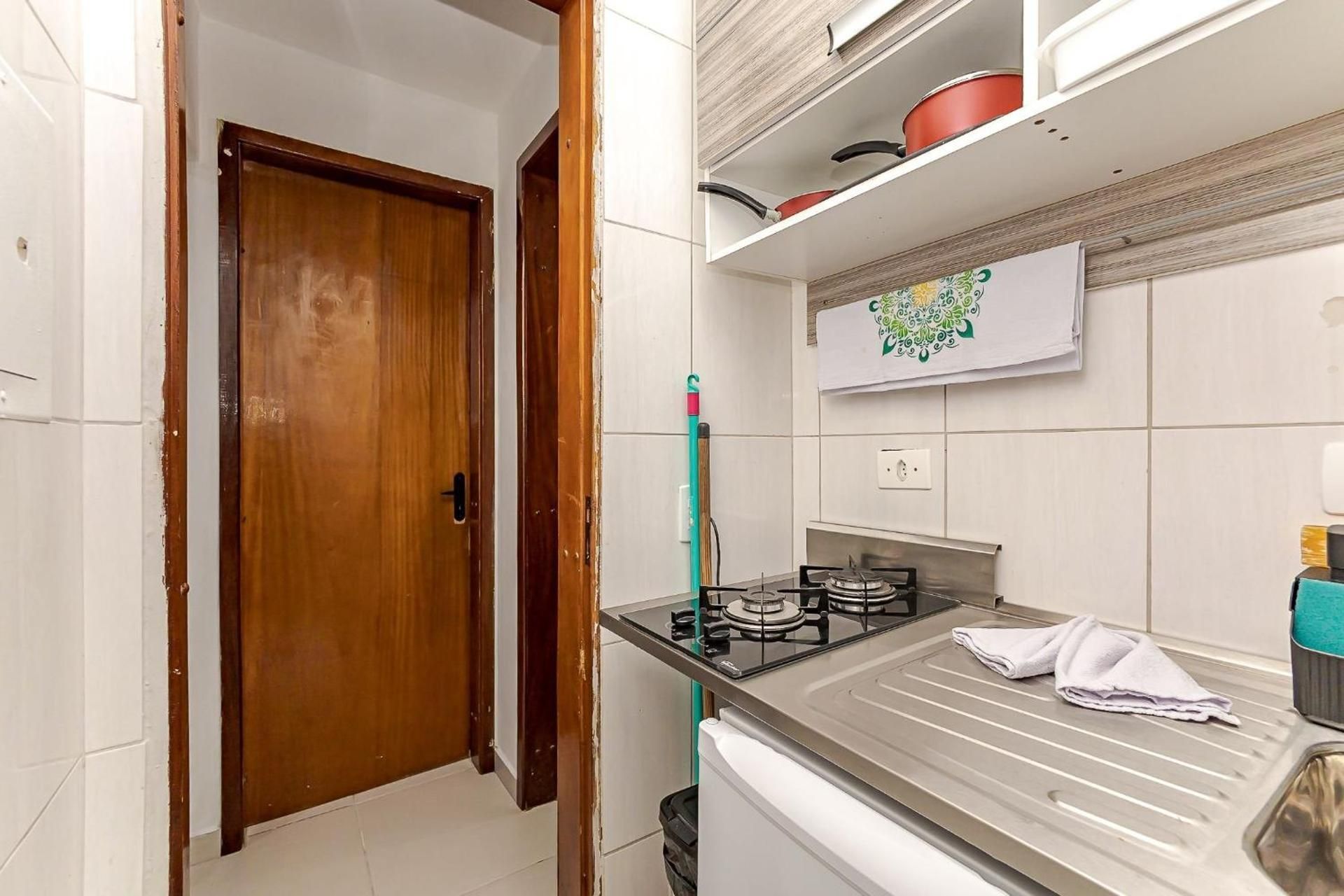 One-Bedroom Apartment - Non-Smoking