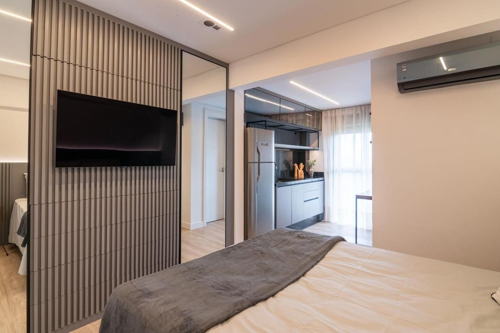Apartment with City View