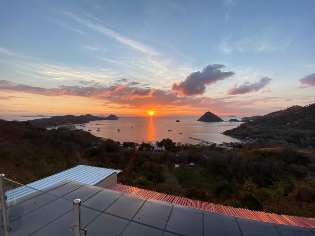 Superior Deluxe Double or Twin Room with Sea View