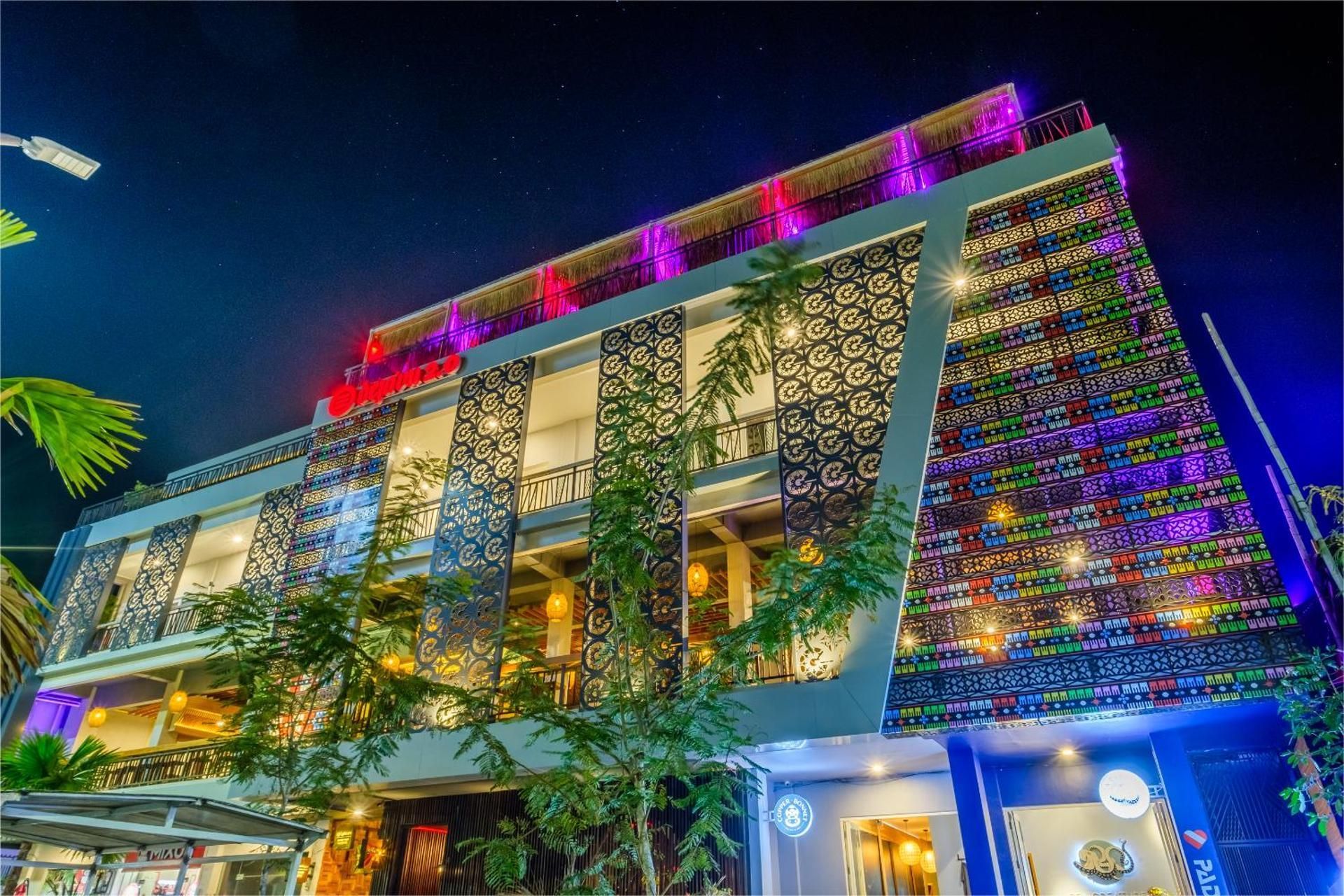 DEJAVU 2.0 HOTEL BAJO KOMODO