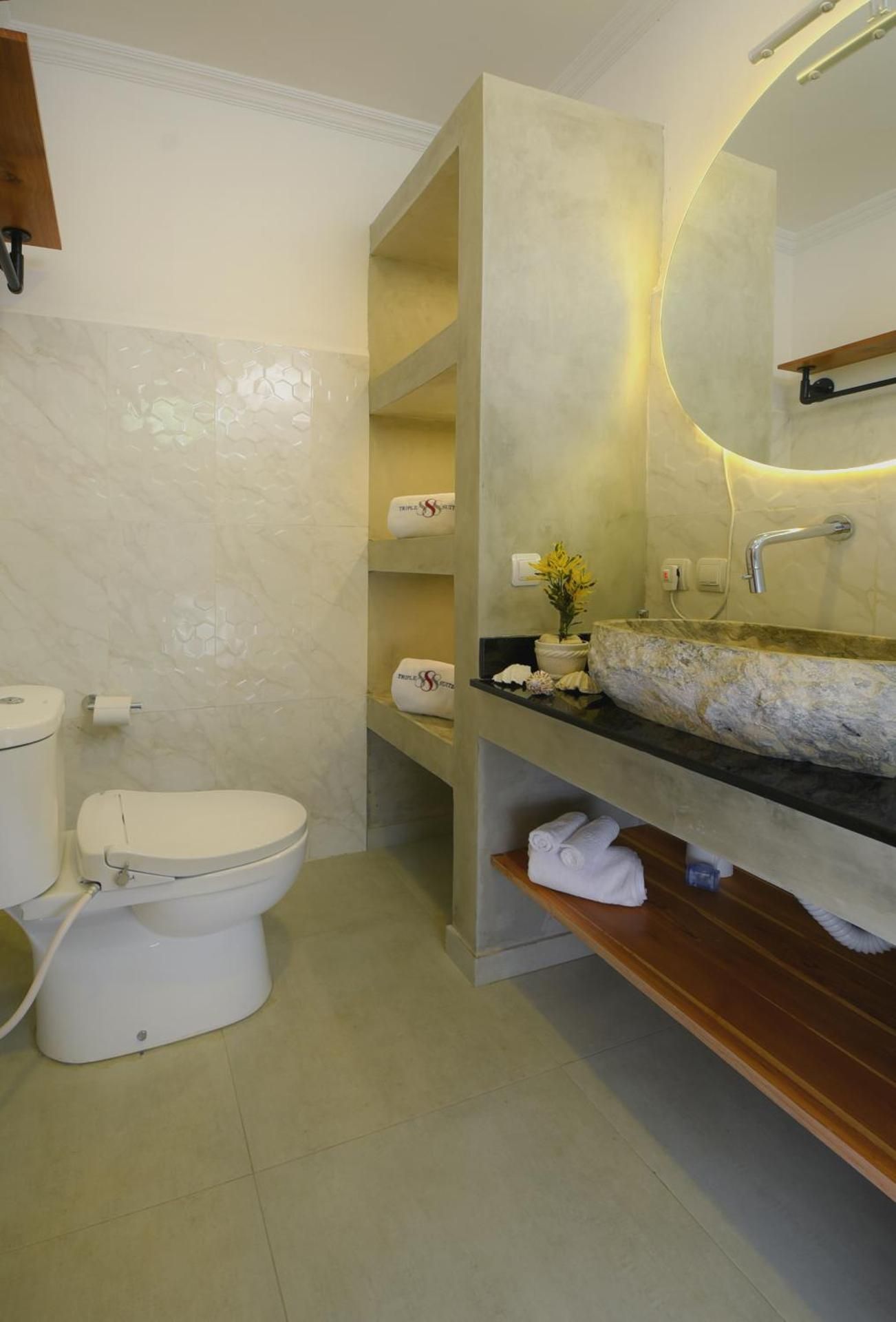 Triple 8 Suites Studio Suite Double 2