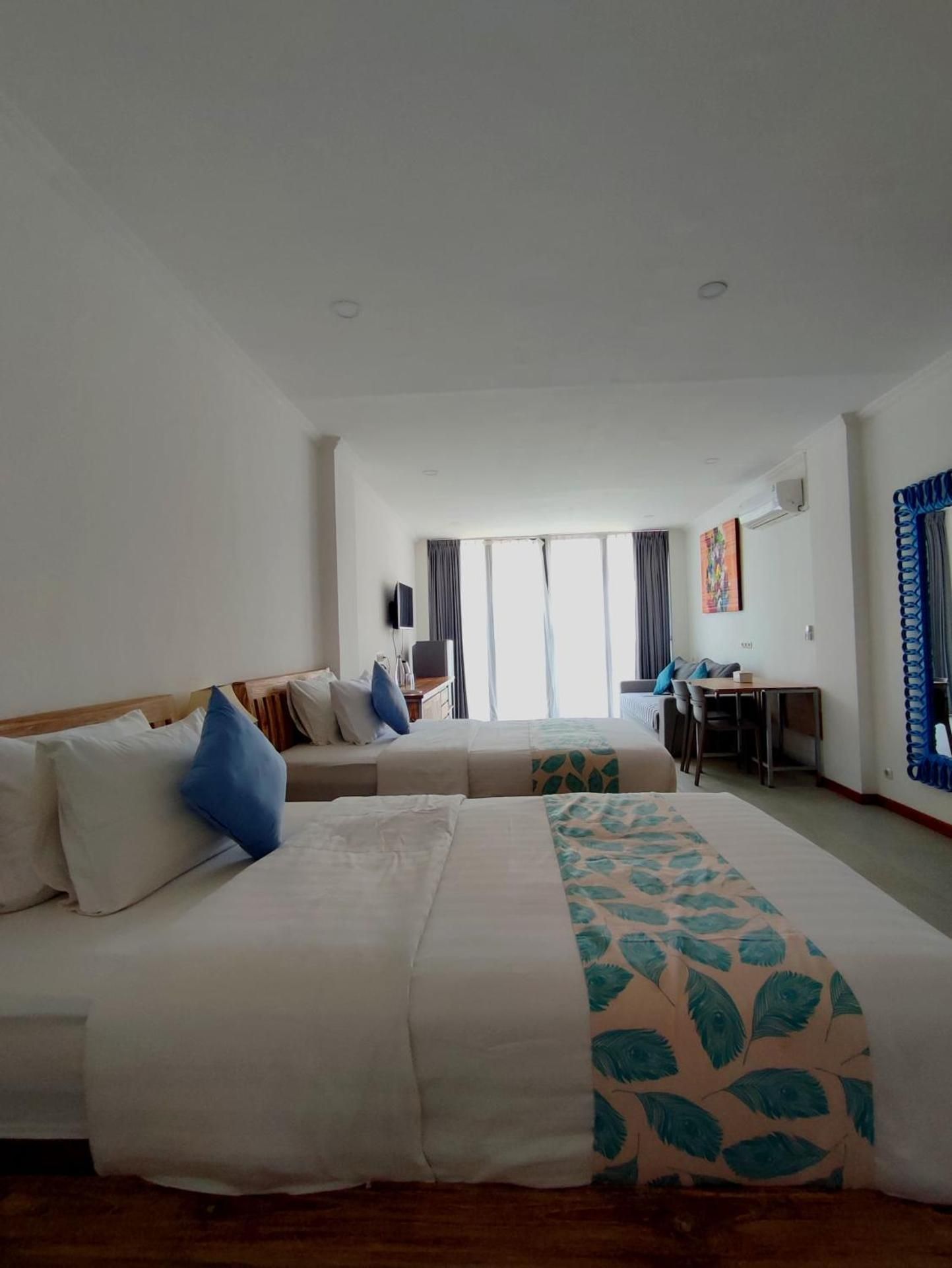 Triple 8 Suites Studio Suite Twin