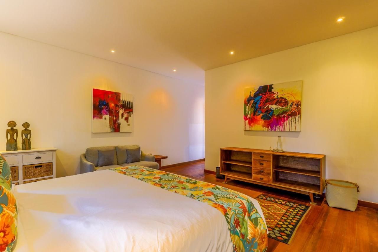 5-Bedroom Villa with Private Pool