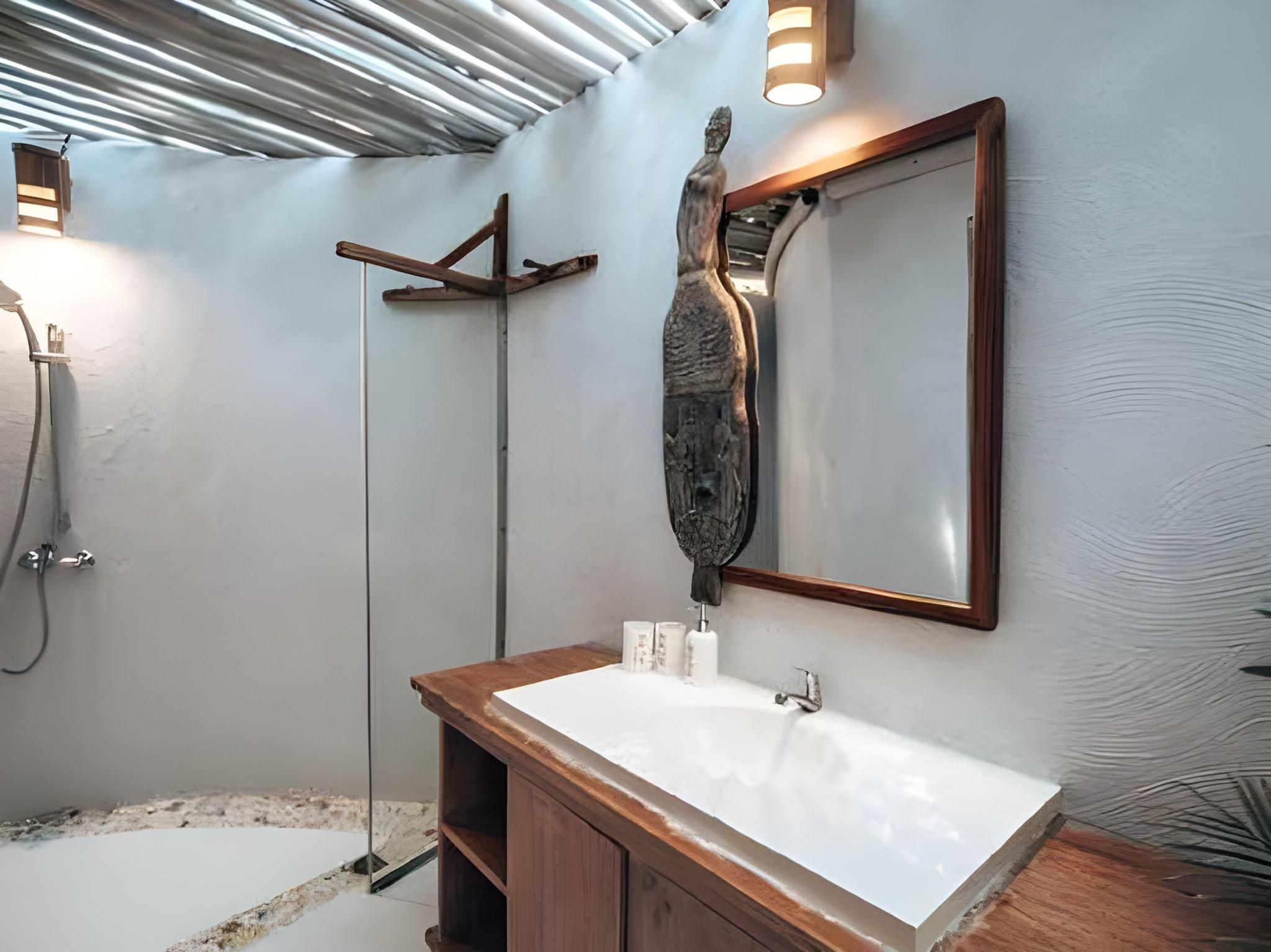 Mohini Komodo Resort Superior 3