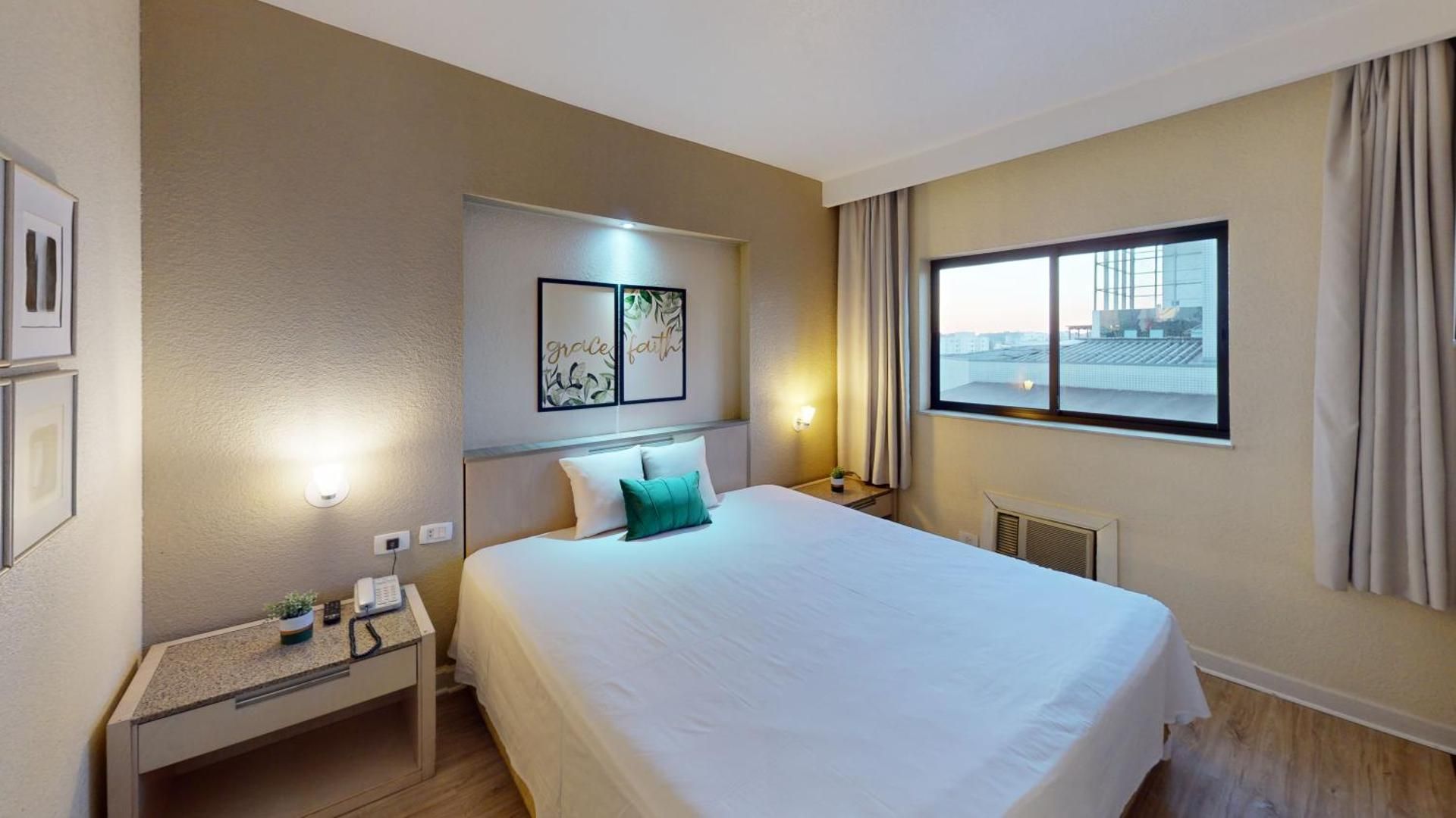 One-Bedroom Deluxe Apartment
