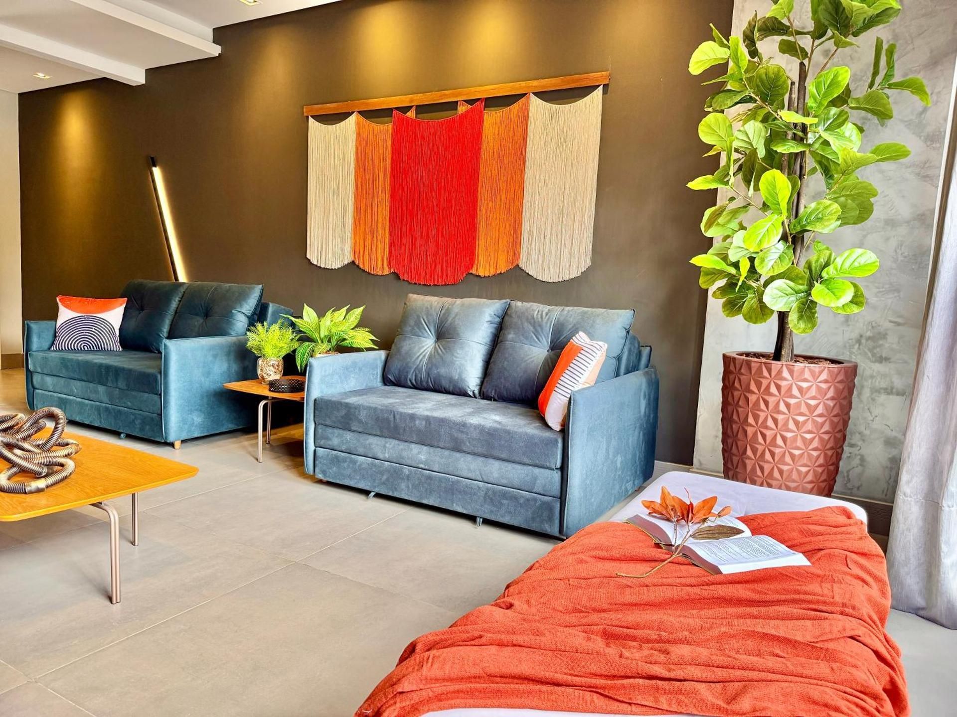 Three-Bedroom Deluxe Apartment