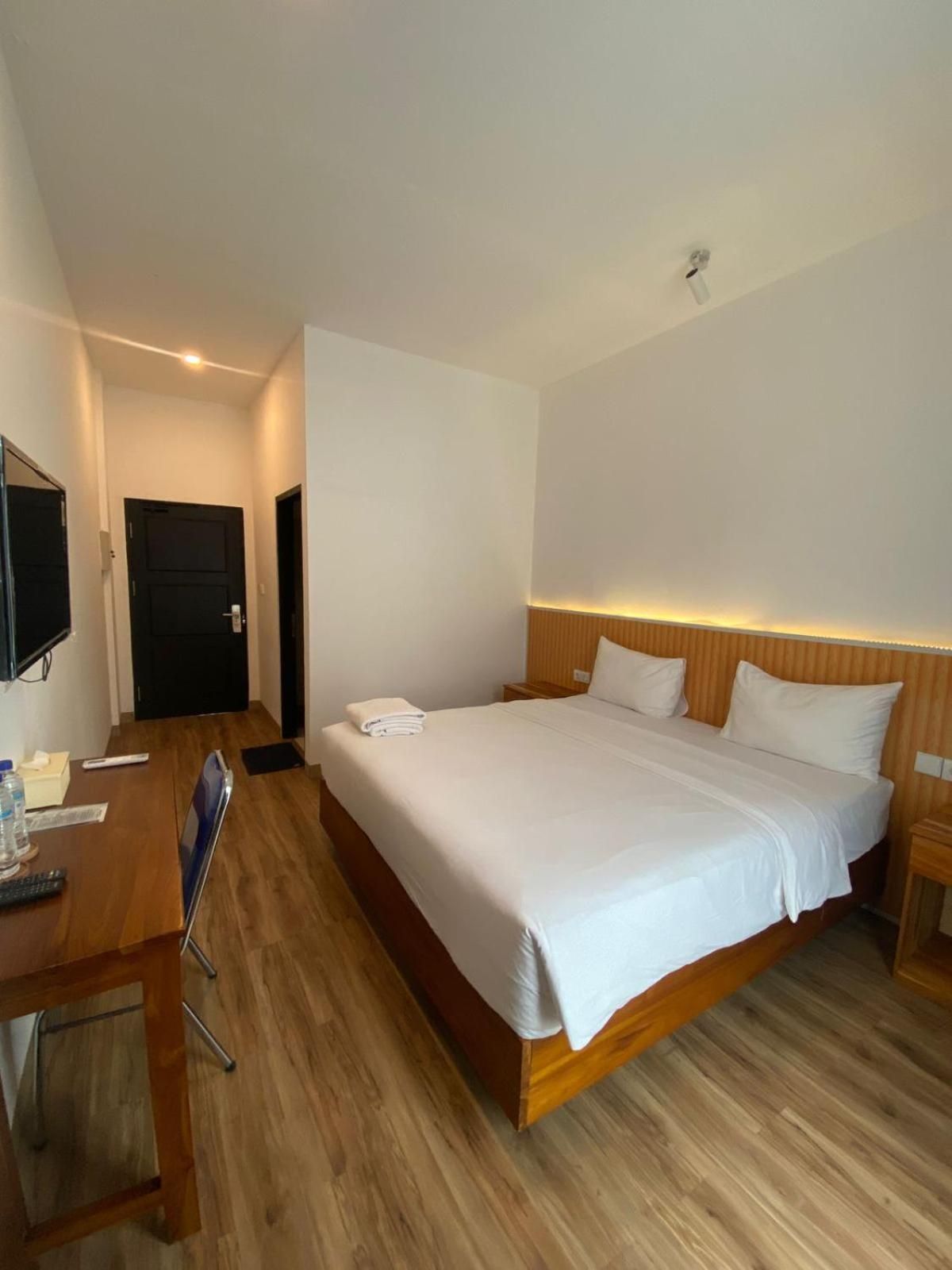 Queen Room