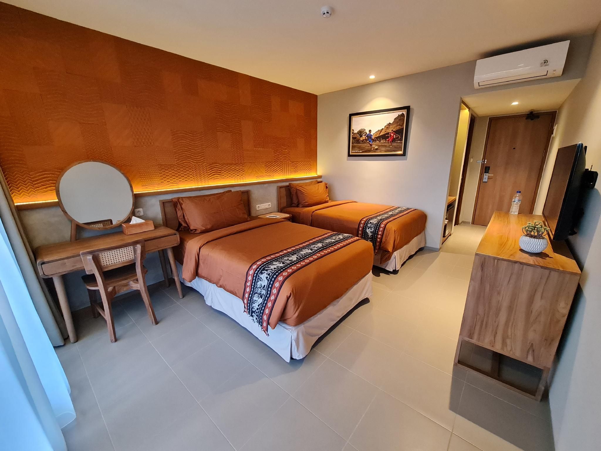 Signature Twin Room