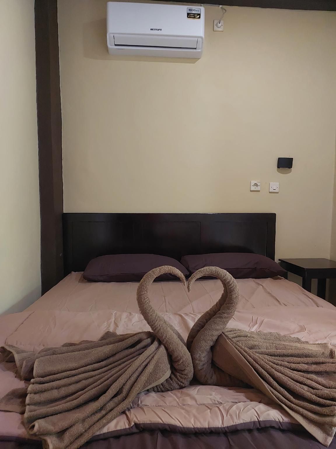 RD HOTEL RESTO AND FAMILY KAROKE Double Room