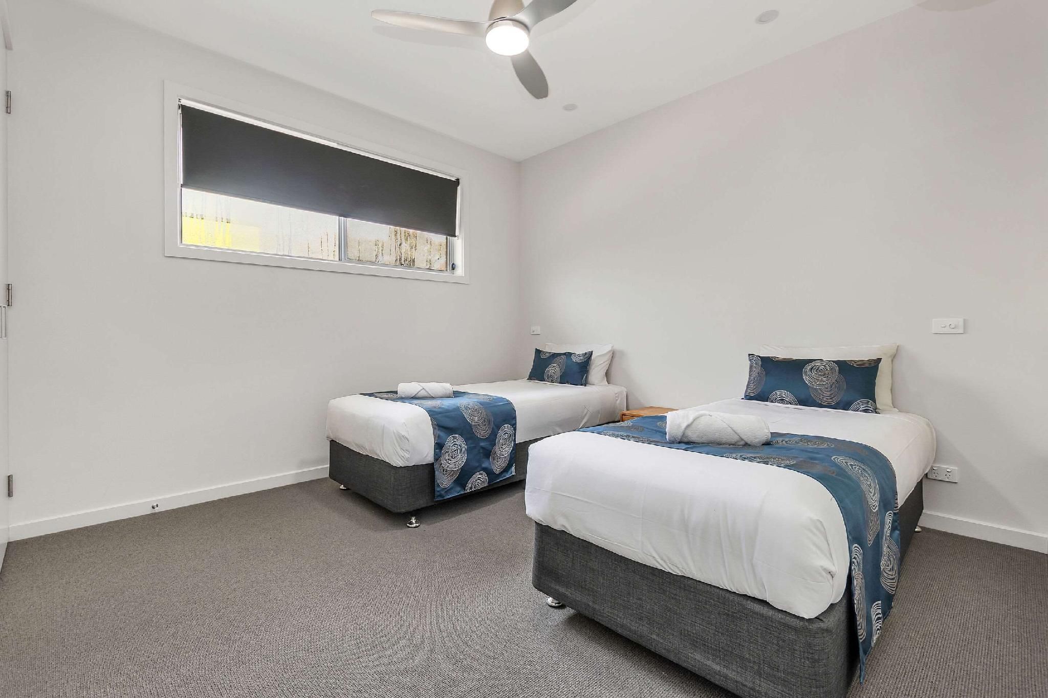 3 King Beds, Nonsmoking