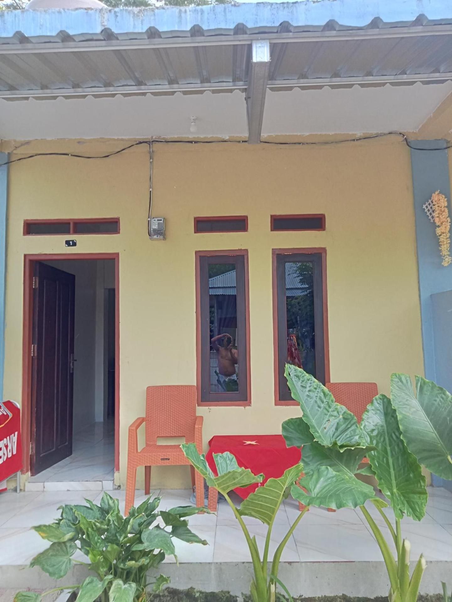 D'Flores Guest House