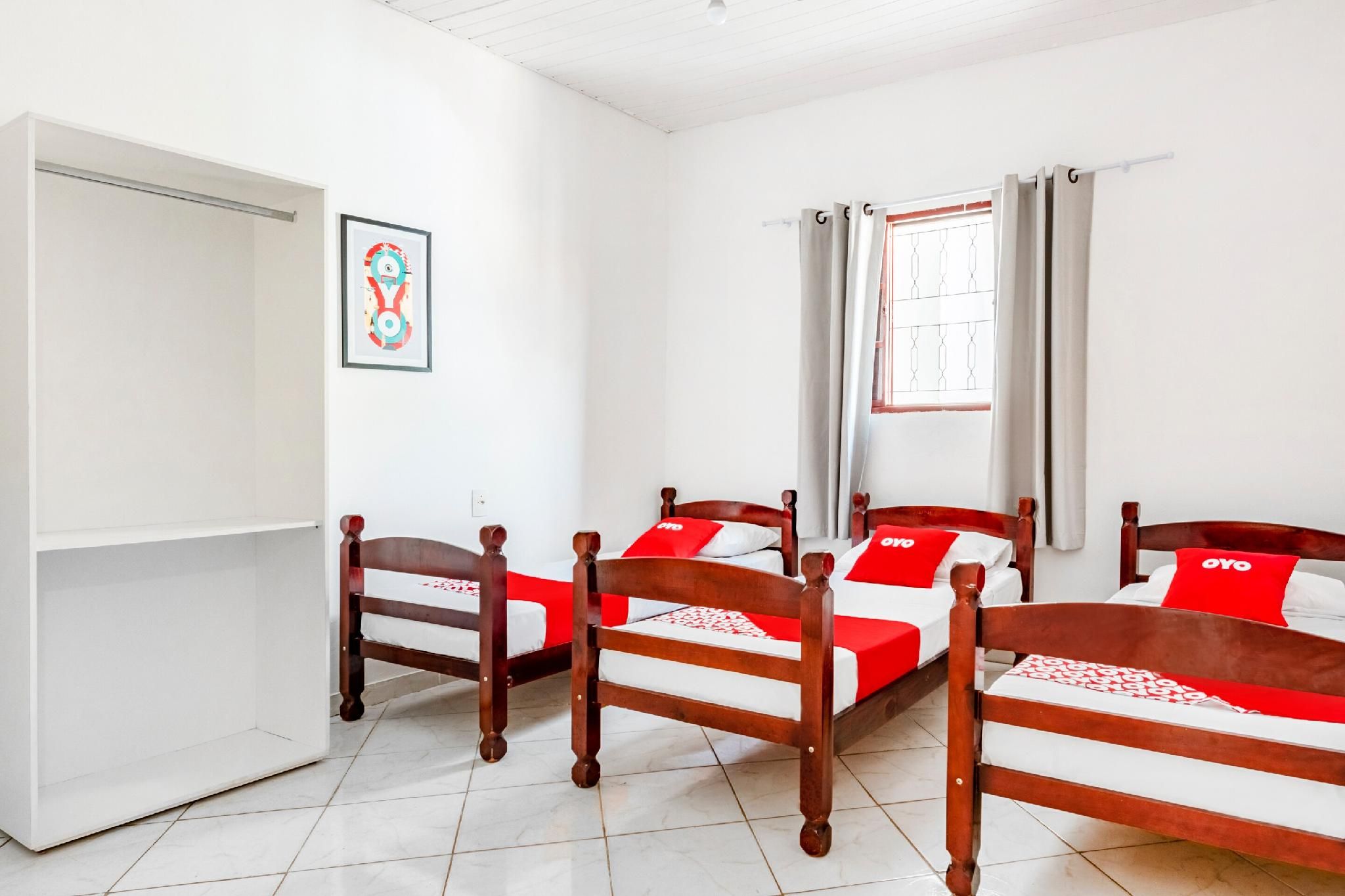 Triple Room (3 single beds) without AC