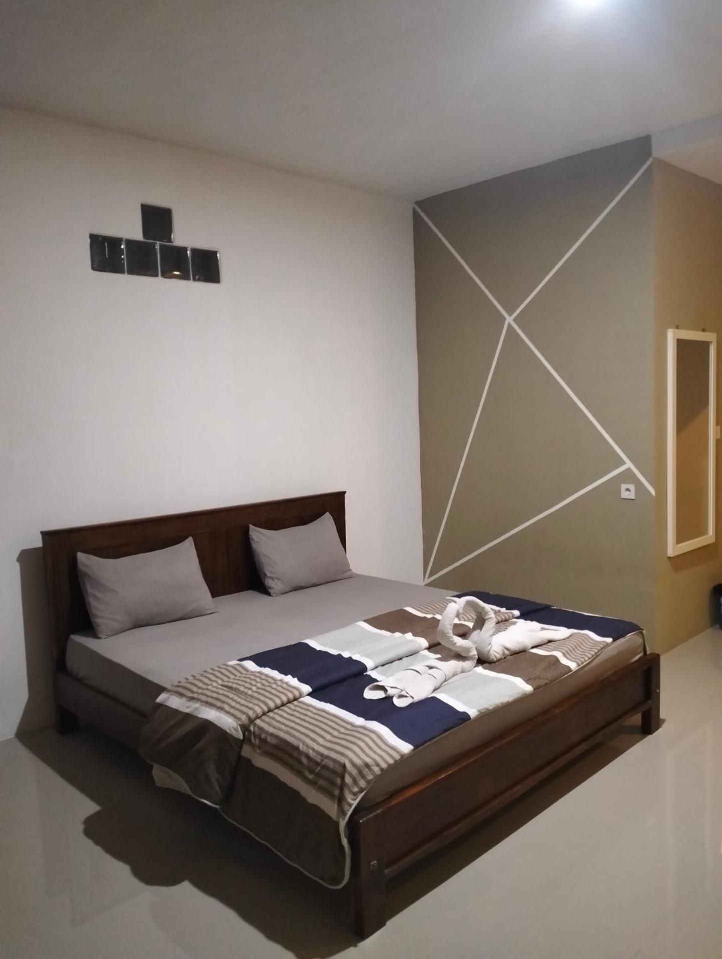 Large Double Room