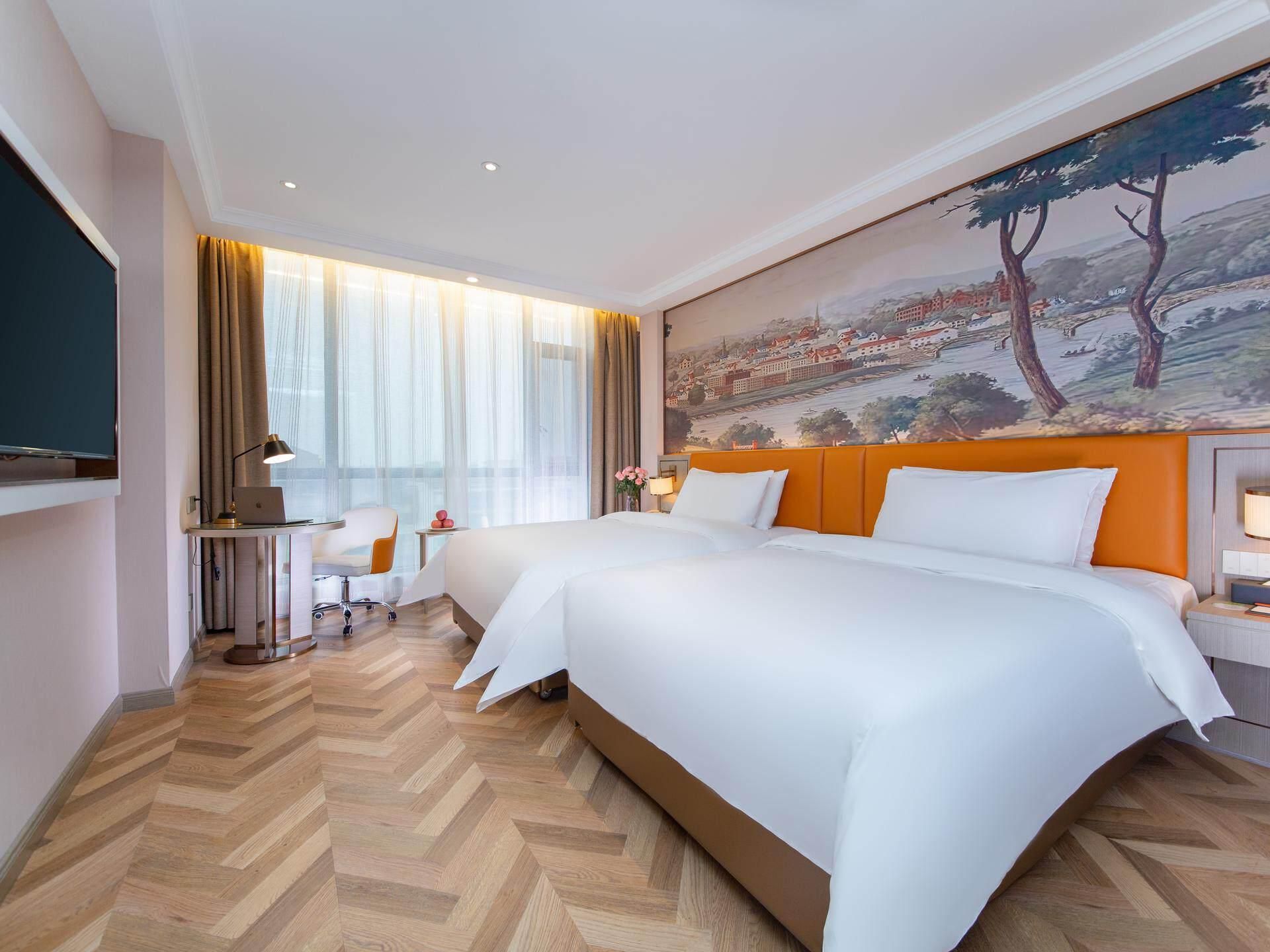 WH - Deluxe Room Twin