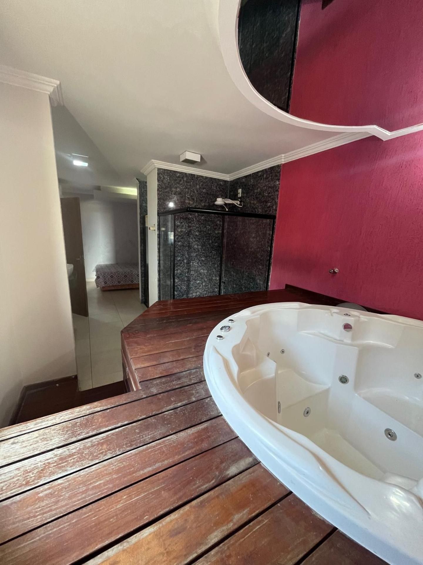 Studio with Spa Bath
