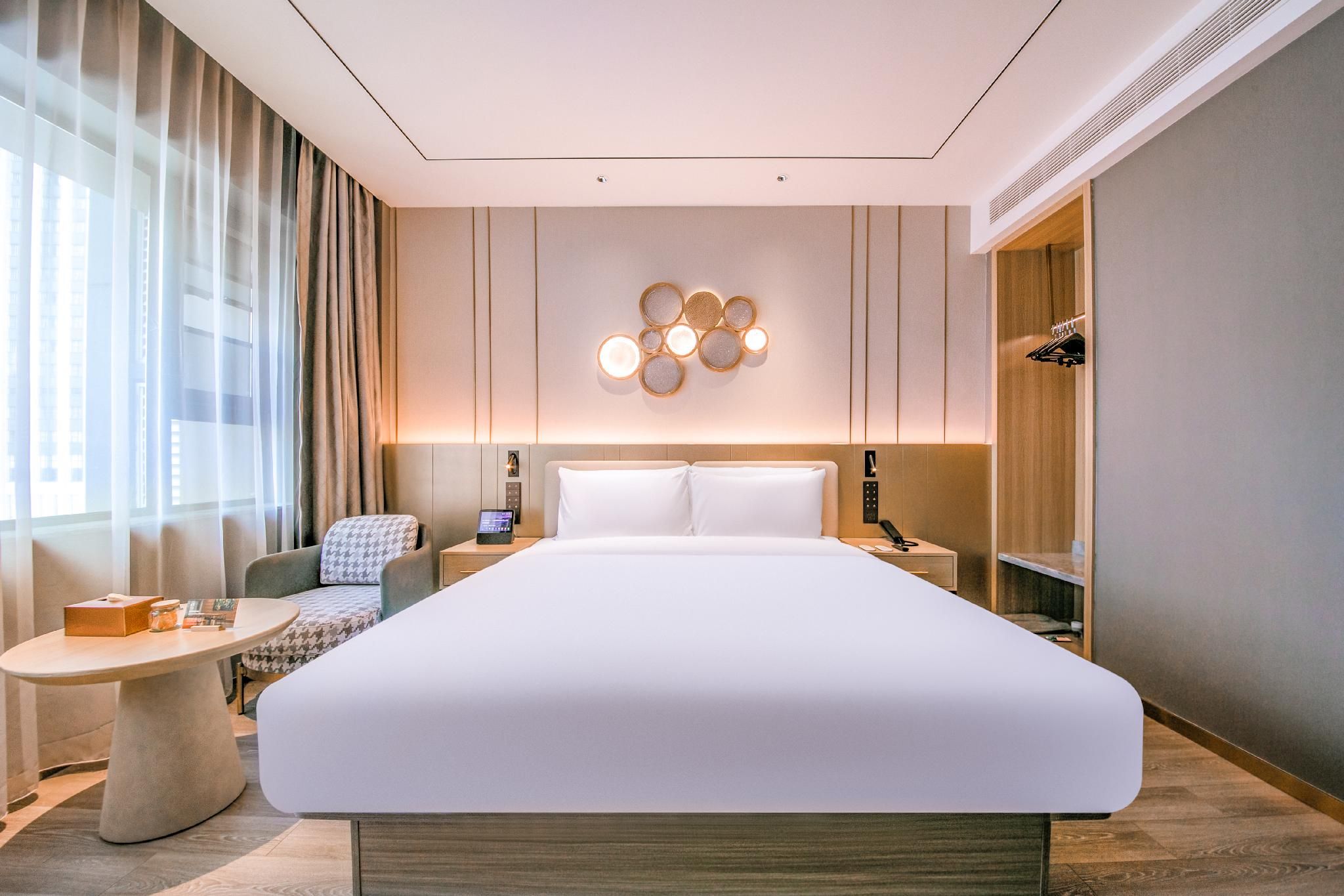 Huazhu - Yueruo Liujin Bed Room