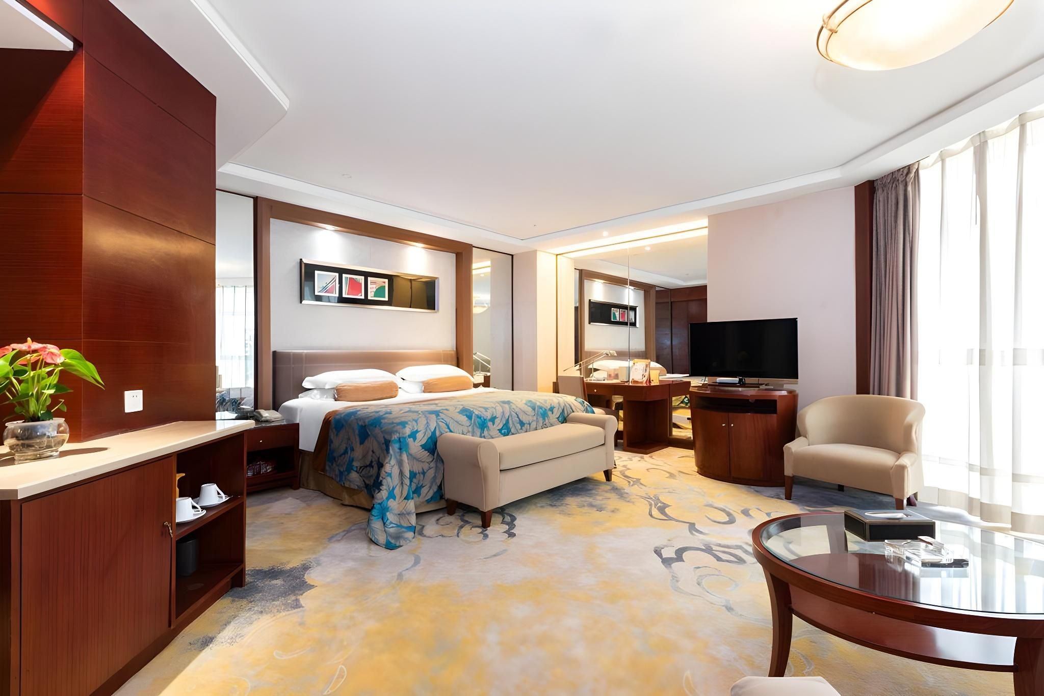Deluxe Business Double Room