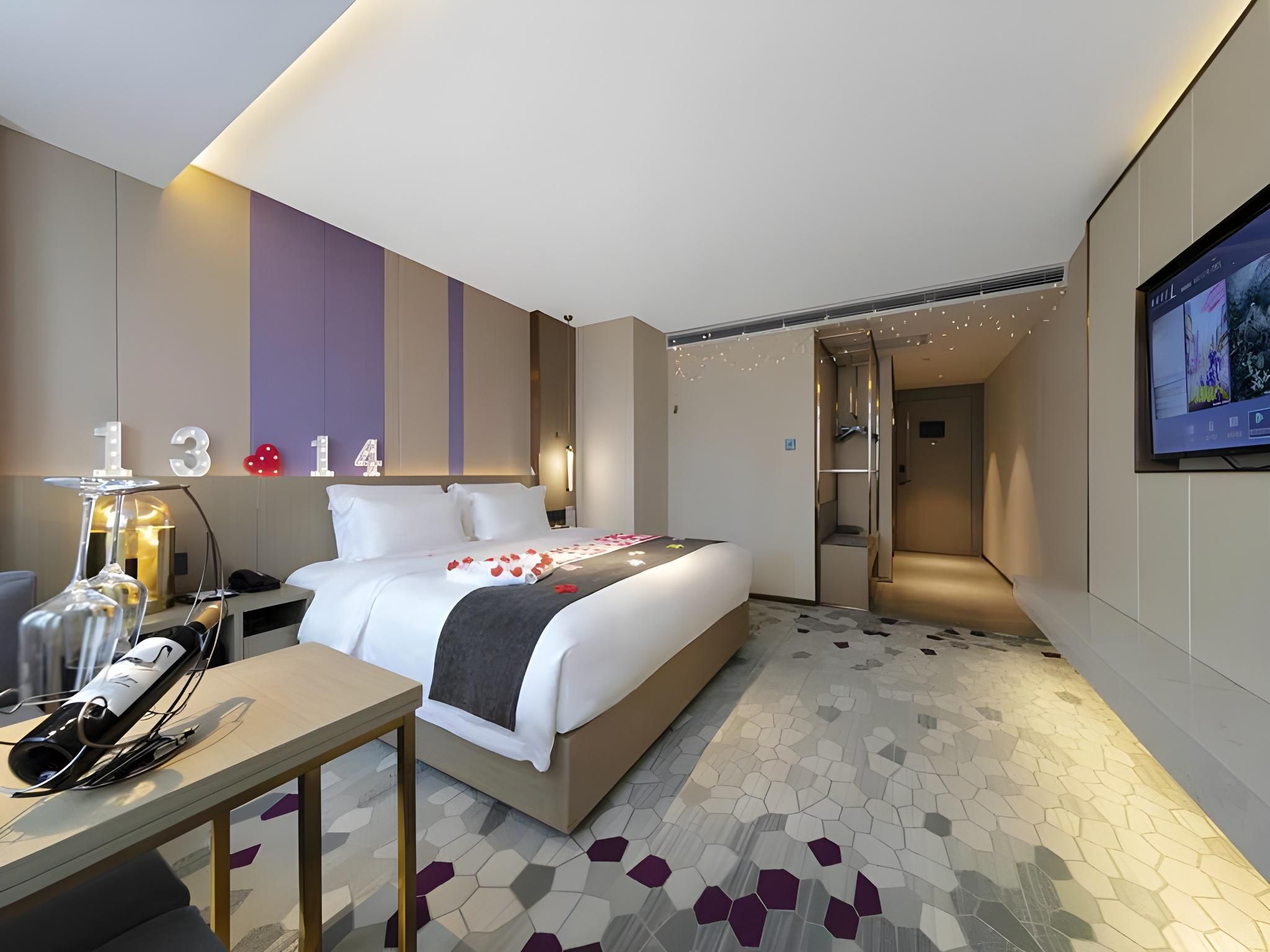 WH - Zunxiang Romantic Room