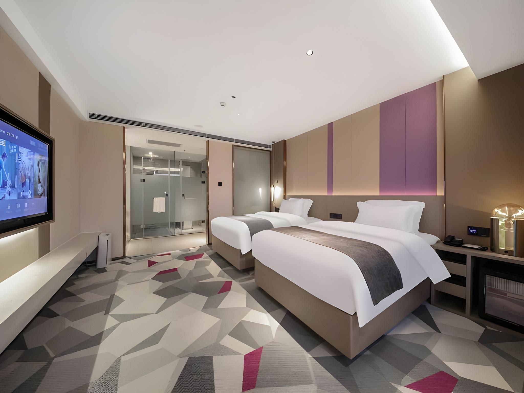 WH - Deluxe Room Twin